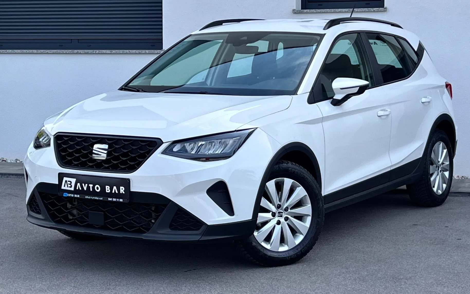 Zunanja slika - Seat Arona - 1.0 TSI+1. LAST+SLO+ALU+TEMP+110KM - 1