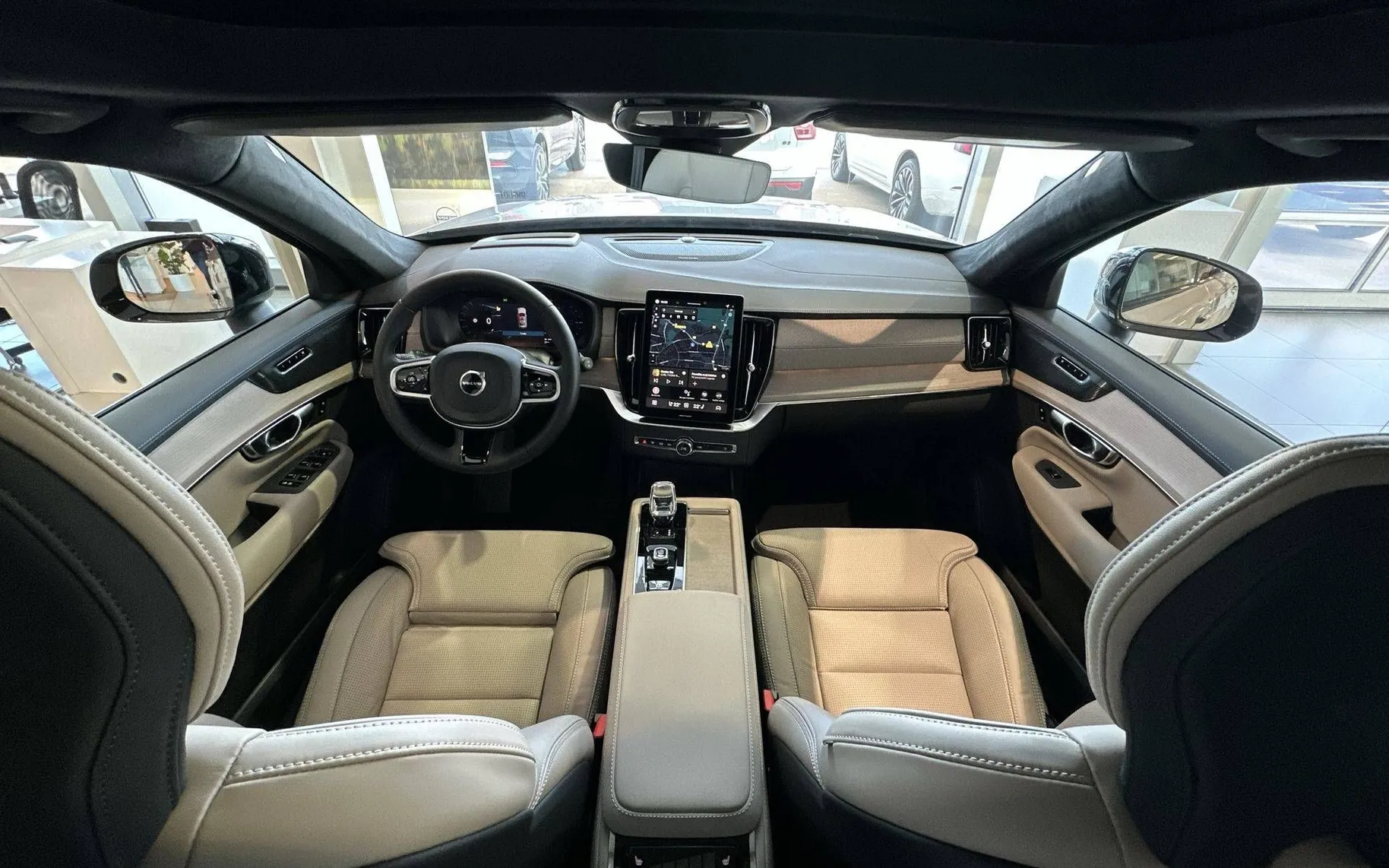 Notranja slika - Volvo XC90 - T8 AWD Ultra Dark 7s 3 leta garancije + 3 servisi. - 20