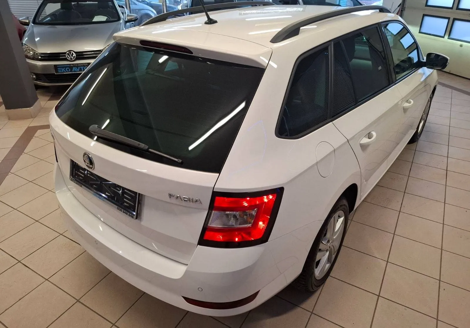 Zunanja slika - Škoda Fabia - Combi 1.0 TSI 70kW FUL LED-PDC-SLO-1LASTNIK-... - 6