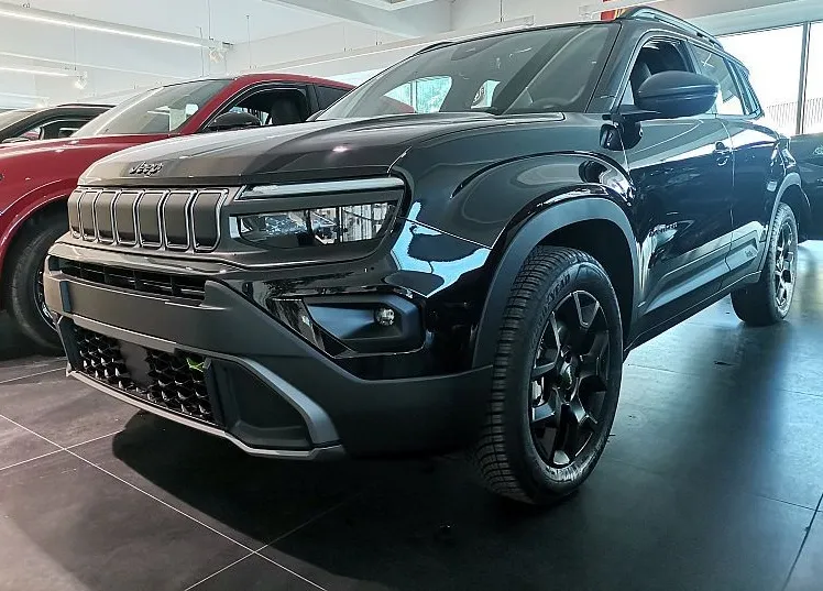 Zunanja slika - Jeep Avenger - Upland 4XE 1.2 E-DCT6 MHEV 136 - 1