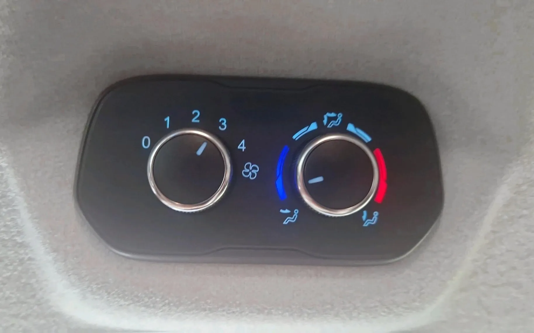Zunanja slika - Ford Transit Custom - Tourneo Custom 320 2.0TDCi L2H1 Trend-SLO-2XKLIMA - 17
