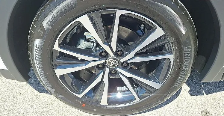 Zunanja slika - Toyota C-HR - C HR 1.8 HEV 5D E-CVT C-OOL BITONE - 9