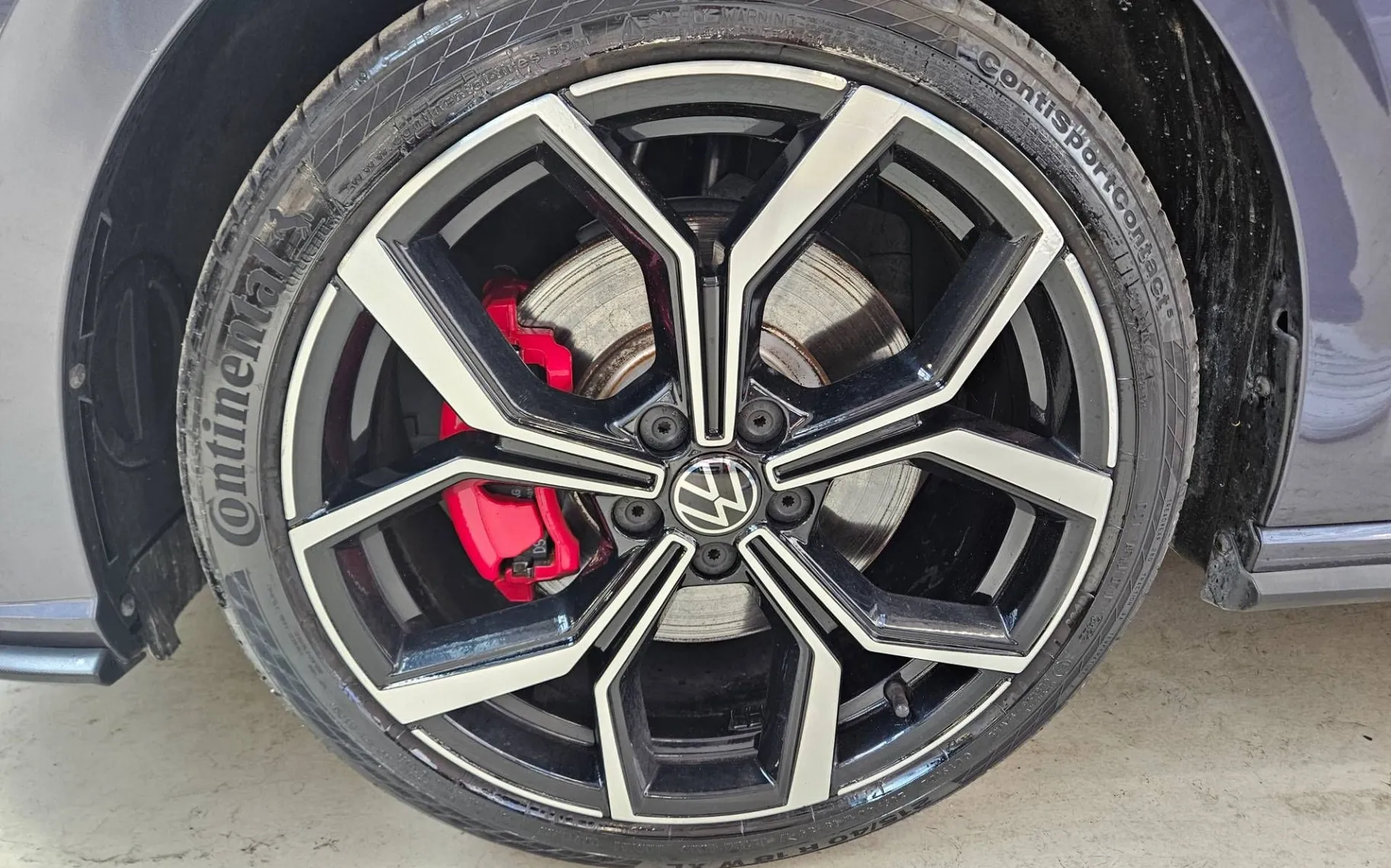 Notranja slika - Volkswagen Polo - 2.0 TSI GTI DSG - 11