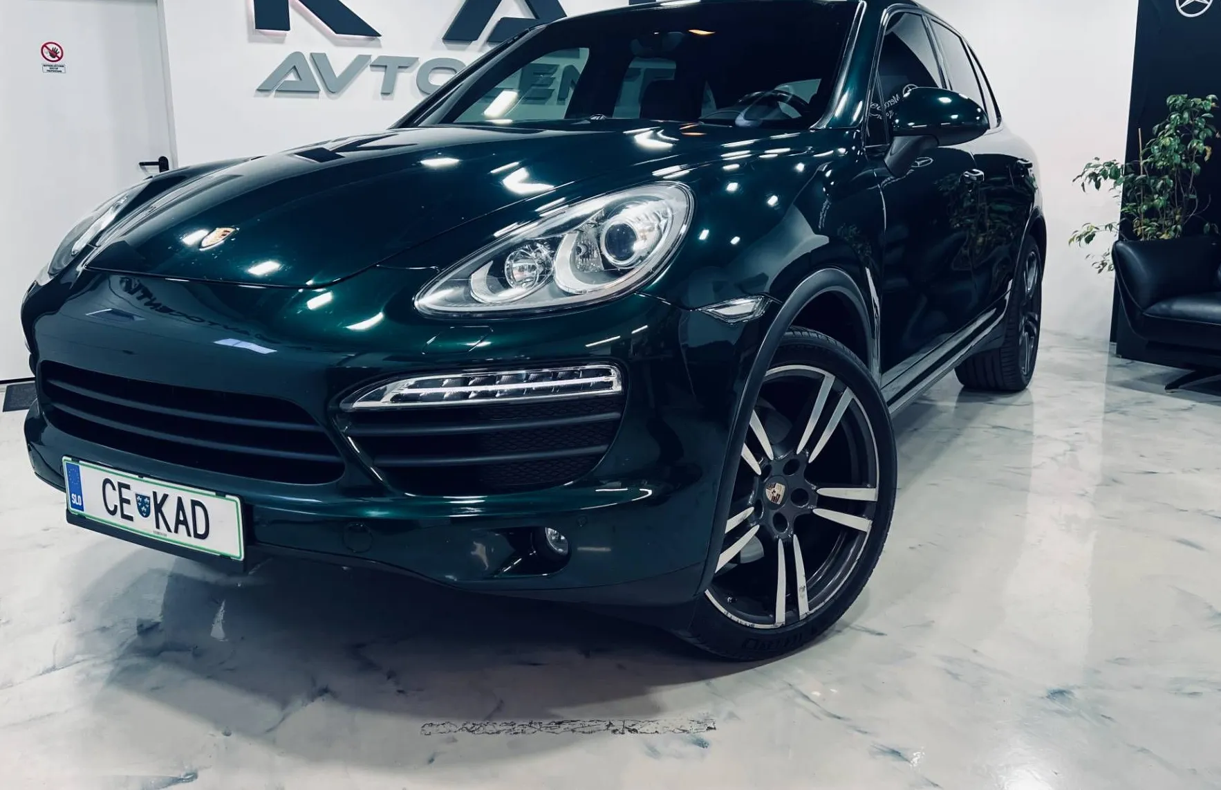 Zunanja slika - Porsche Cayenne - S 4.8 V8... - 1