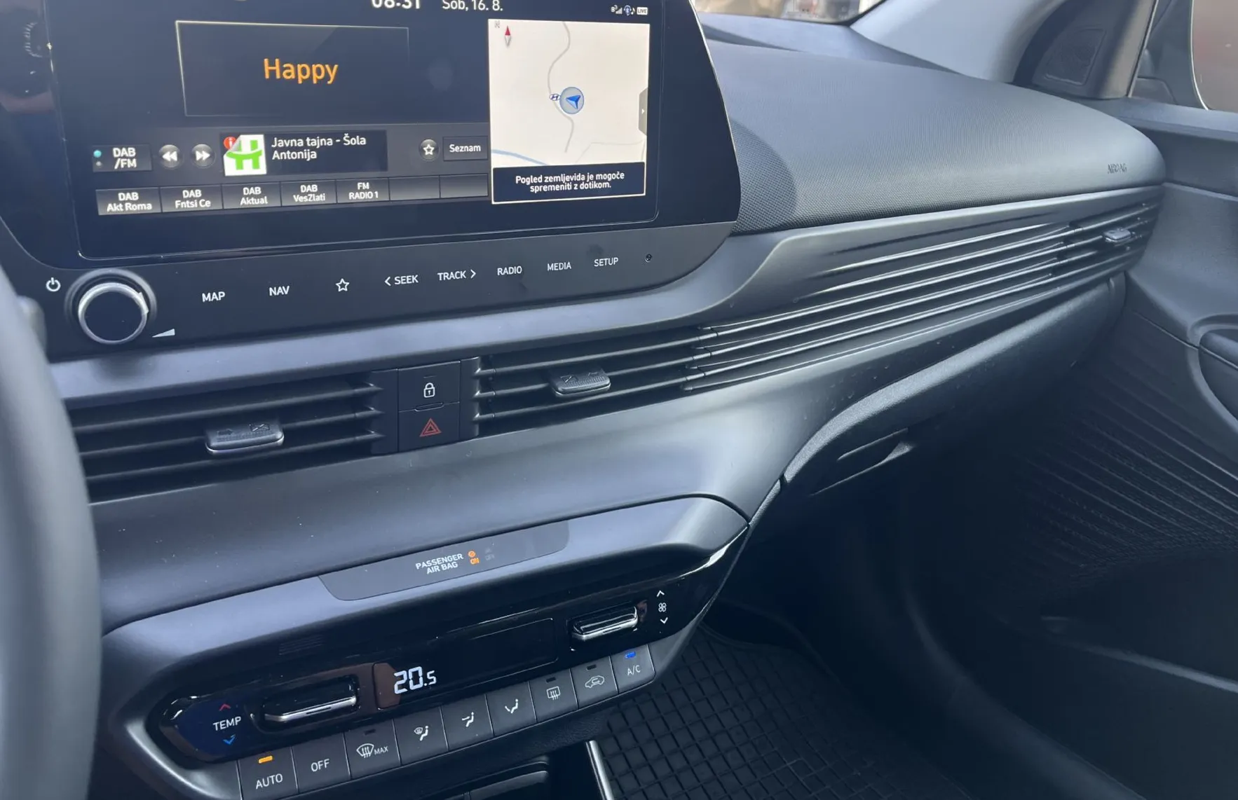 Zunanja slika - Hyundai Bayon - 1.0 T-GDI 100 PREMIUM TESTNO VOZILO - 14