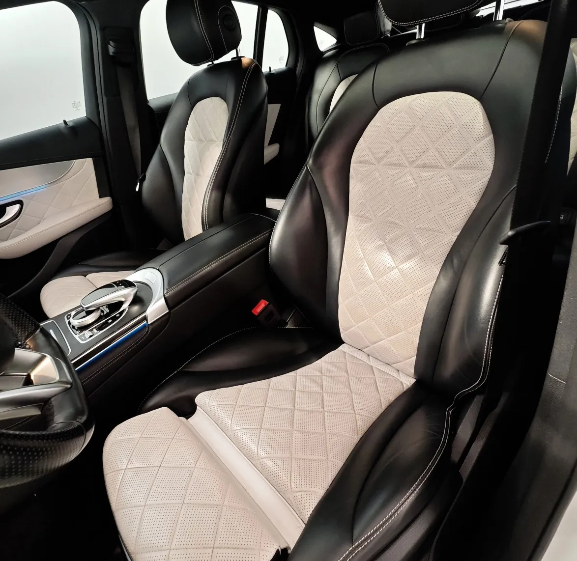 Zunanja slika - Mercedes-Benz GLC Coupe - GLC 250 d 4MATIC AMG NAVI 360KAM PANO LED TEMP - 10