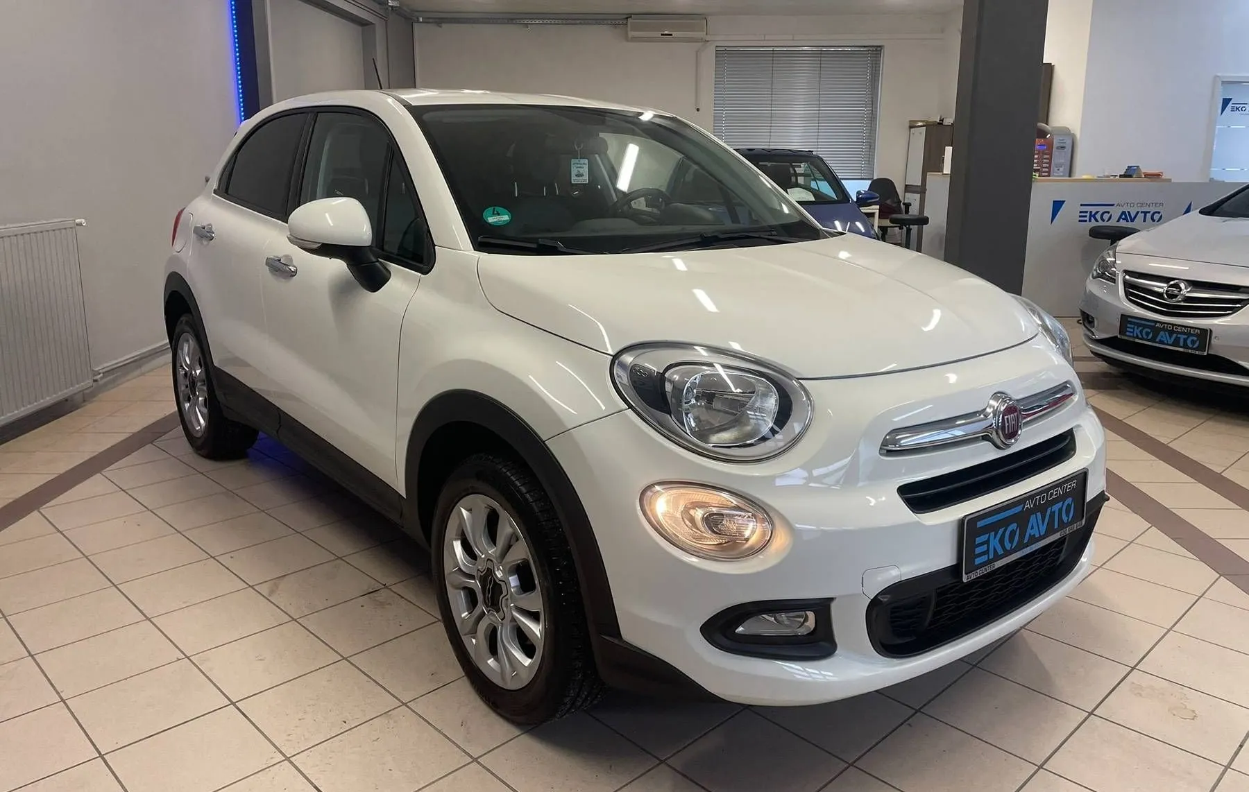Zunanja slika - Fiat 500X - 1.4 TB Multiair- City Cross NAVI-PDC-ALU-TEMP... - 2