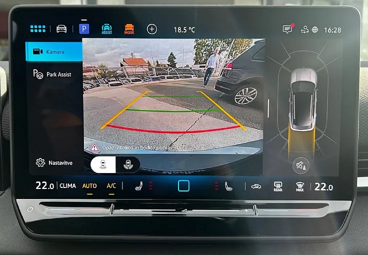 Zunanja slika - Volkswagen T-Roc - 1.5 eTSI R-Line DSG-SLO - 9