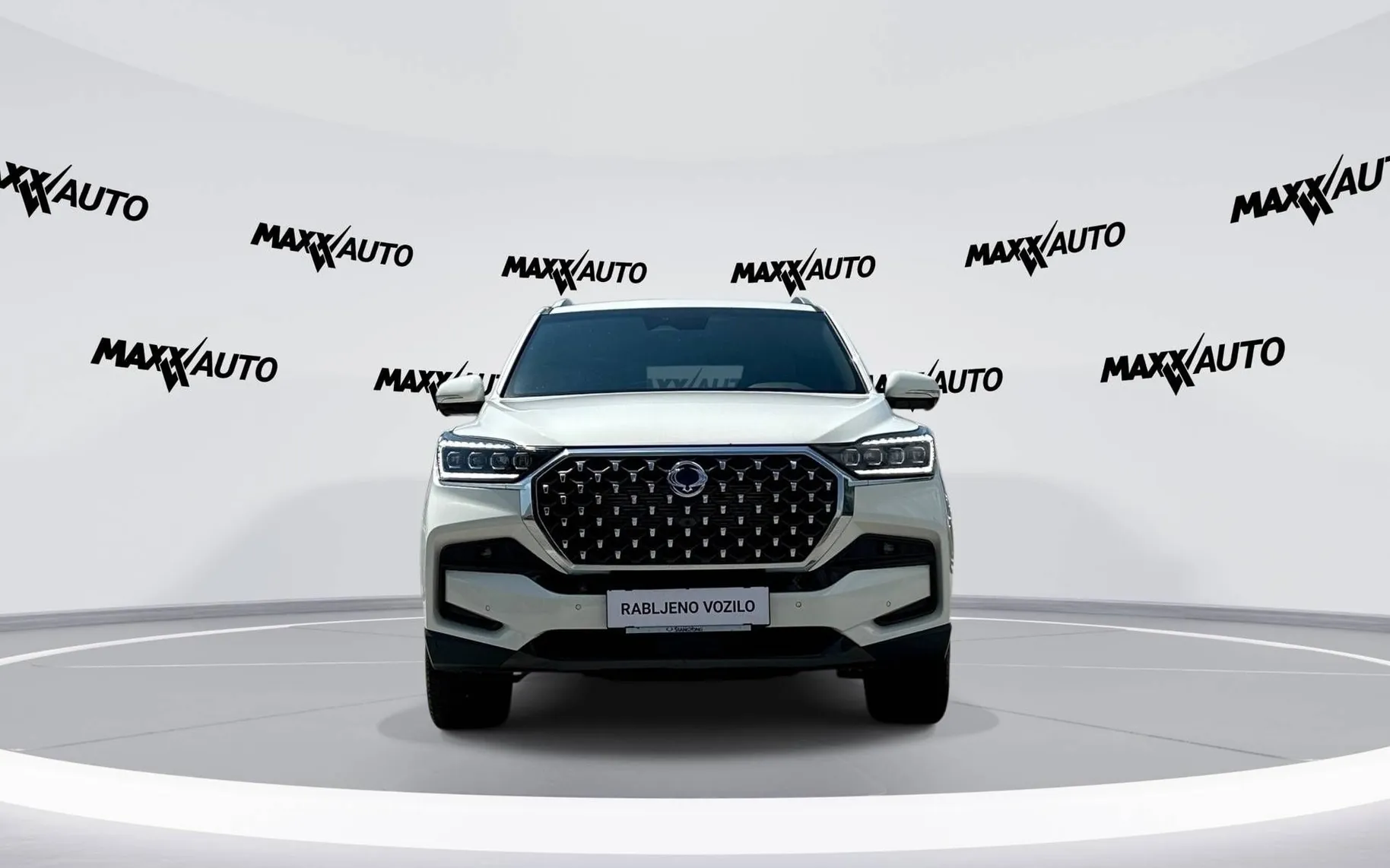 Zunanja slika - SsangYong Rexton - 2.2 XDi Limited 4WD AT - 2