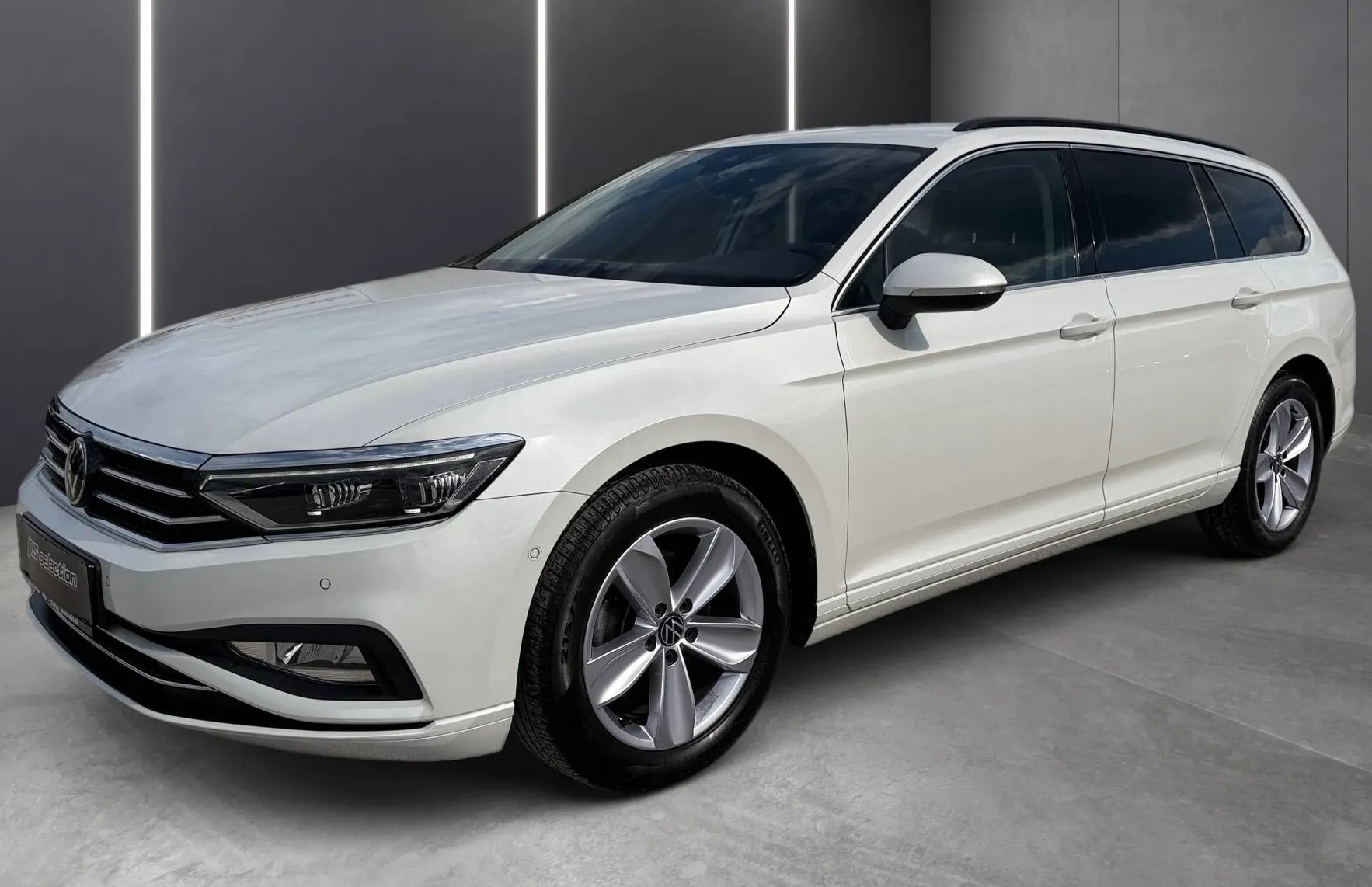 Zunanja slika - VW Passat - Variant 2.0 TDI BMT SCR avt.147kW-Matrix-Mrtvi kot ACC - 1