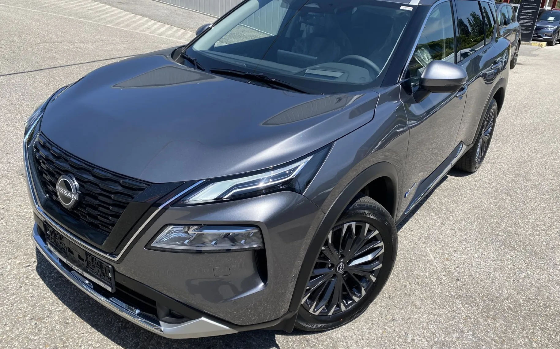Zunanja slika - Nissan X-Trail - 1.5 HEV E-4ORCE 213 TEKNA. - 1