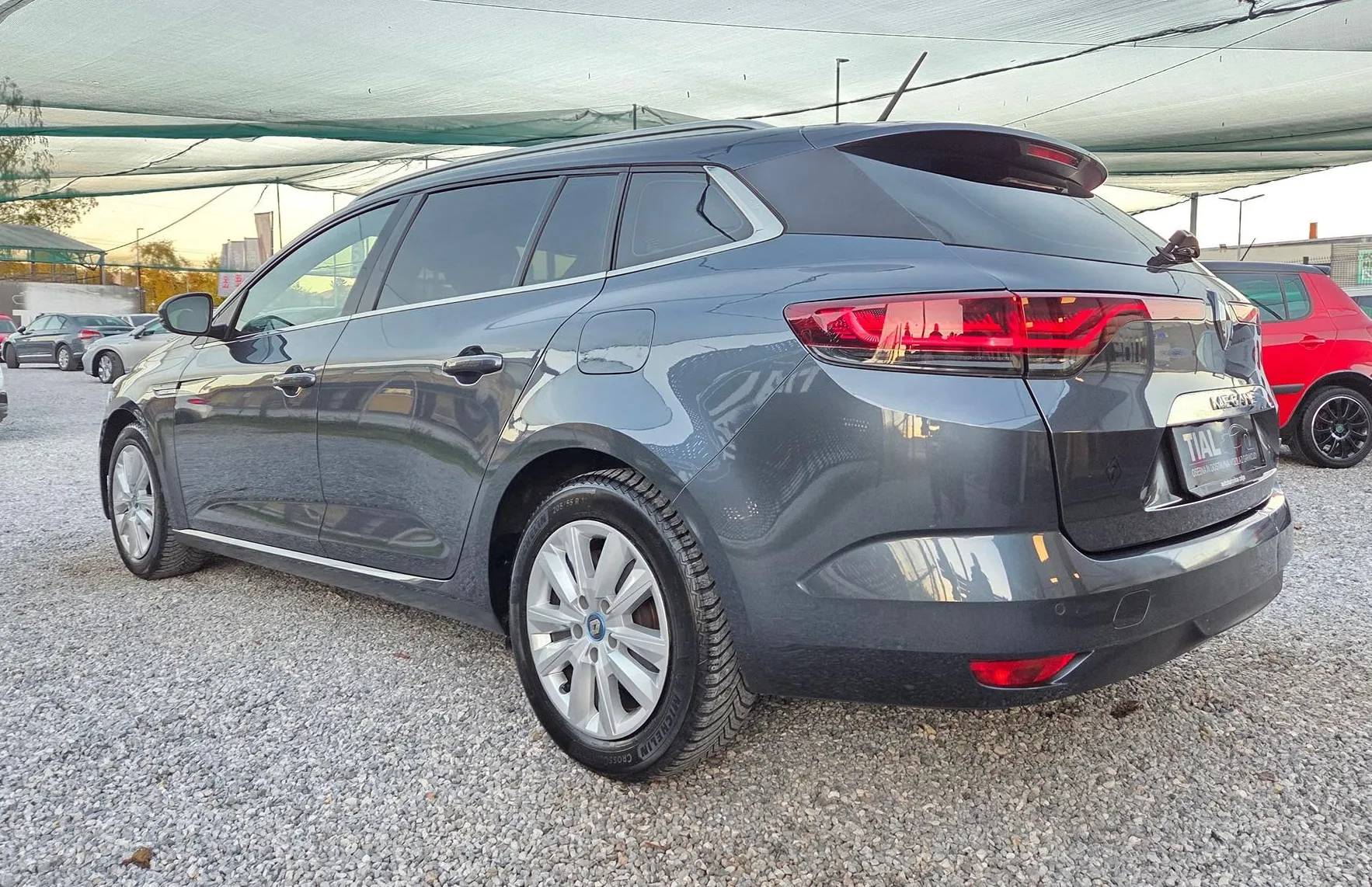 Zunanja slika - Renault Mégane - Megane 1.6 AVT ELEKTRIKAHYBRID-VIRTUAL-LED-NAVI-ACC-2XPDC - 7
