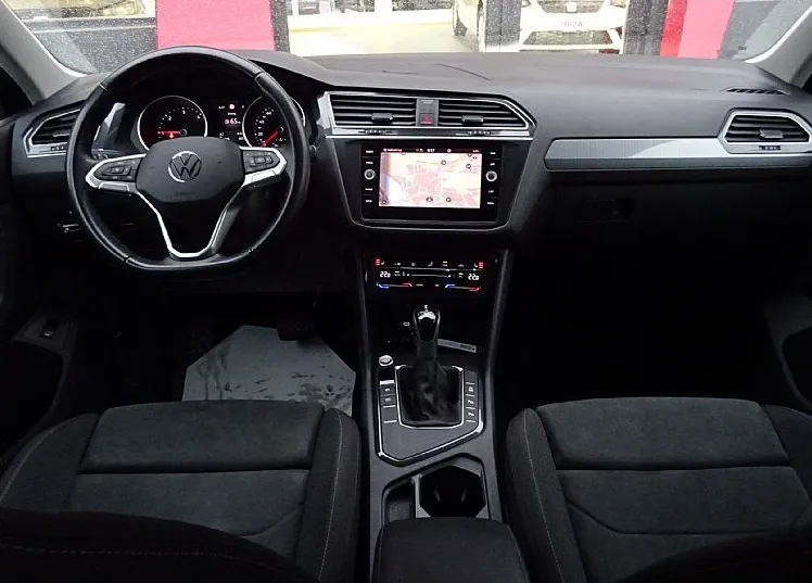 Zunanja slika - VW Tiguan - 2.0 TDI DSG Life 150KM - NAVI- LED - MAX ASIST- - 12