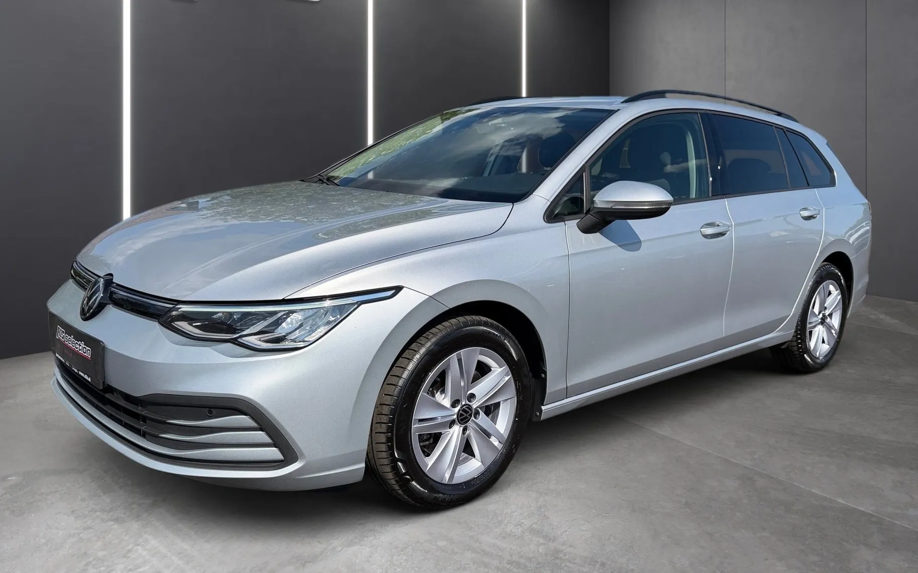 Zunanja slika - Volkswagen Golf Variant - 2.0 TDI BMT Life DSG-LED-ACC-PDC-NAVI-Ogr.sedeža.. - 1