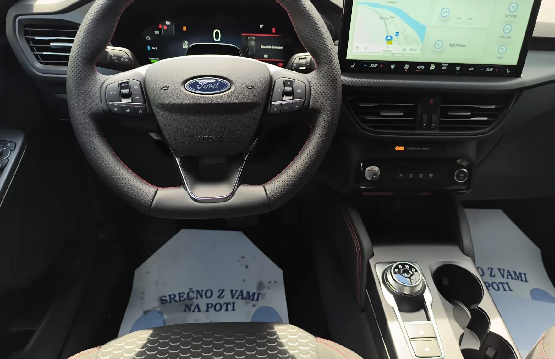Zunanja slika - Ford Kuga - ST-LINE 1.5 EcoBoost 186KM A8 - 13