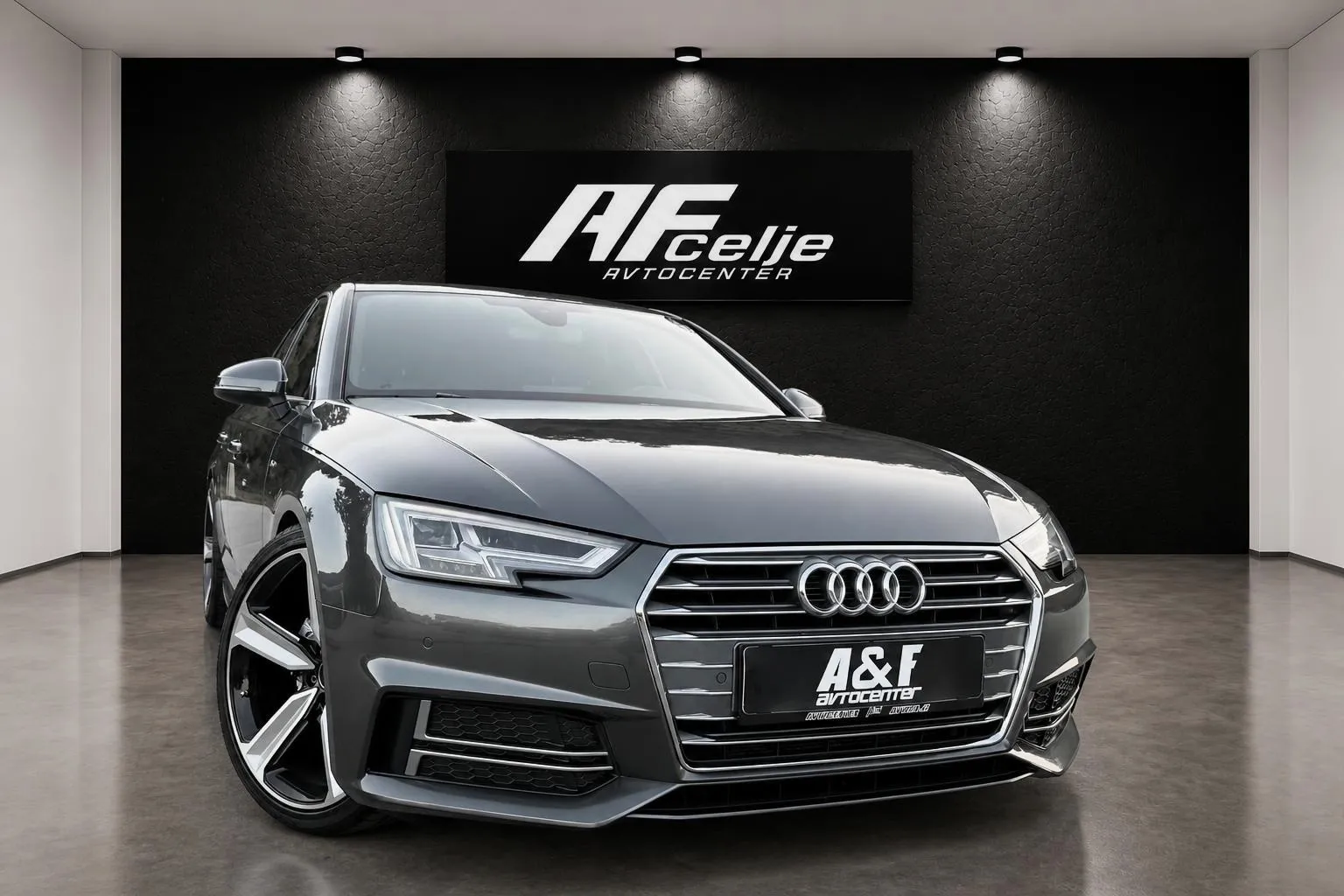 Zunanja slika - Audi A4 - 2.0 TDI-3X S LINE-70.000km-1 LASTNIK-XENON+LED-... - 3