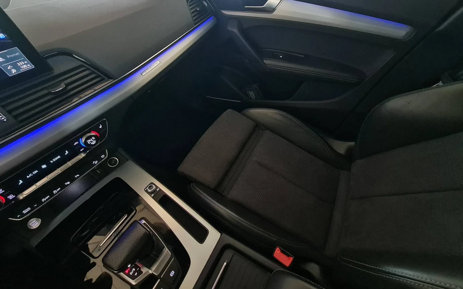 Notranja slika - Audi Q5 - quattro 40 TDI S line•Zračno•Matrix•Pano•Webasto - 11