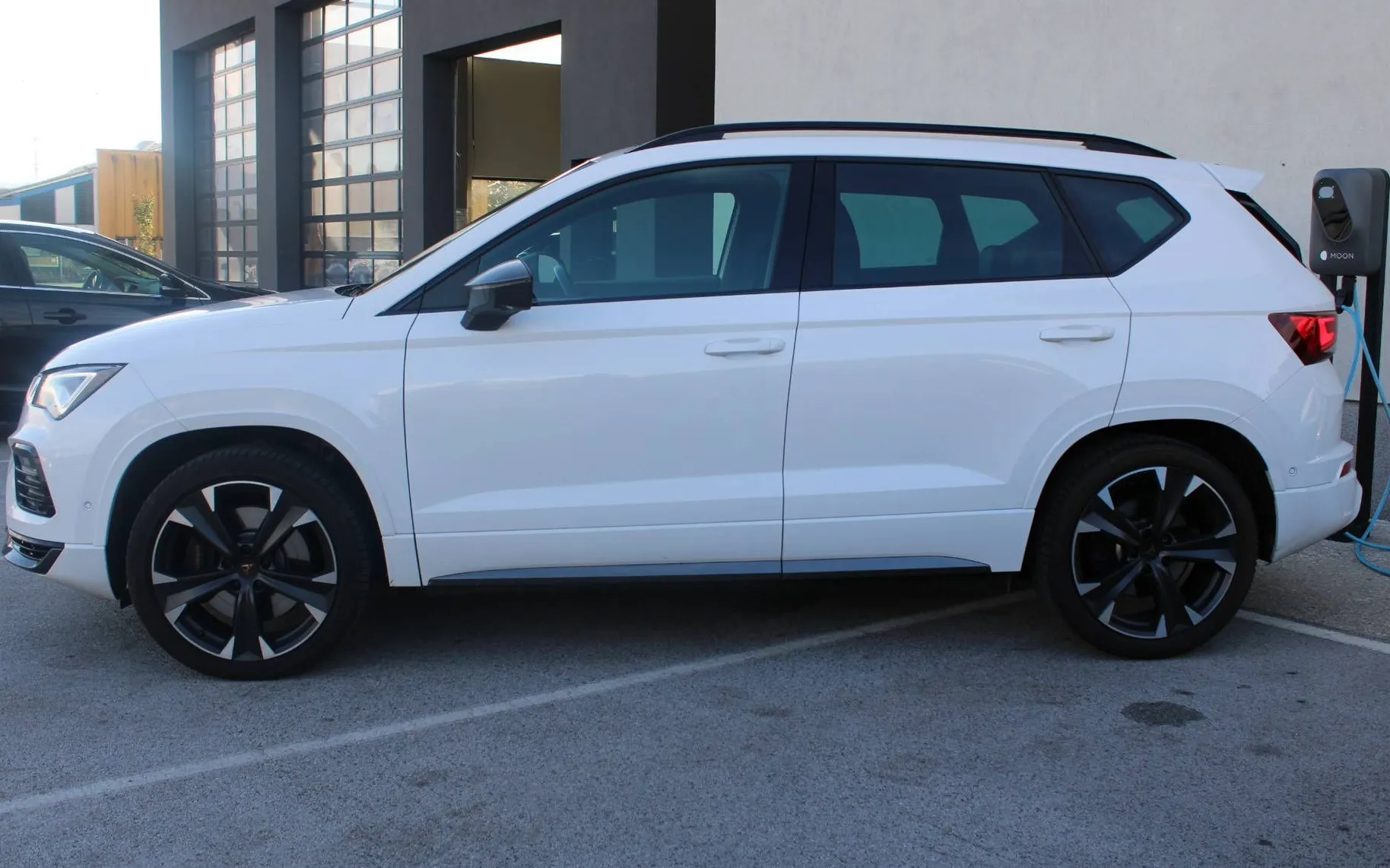 Zunanja slika - Cupra Ateca - 2.0TSI LIMITED EDITION 4Drive KAM360 KESSY AMBI .. - 9