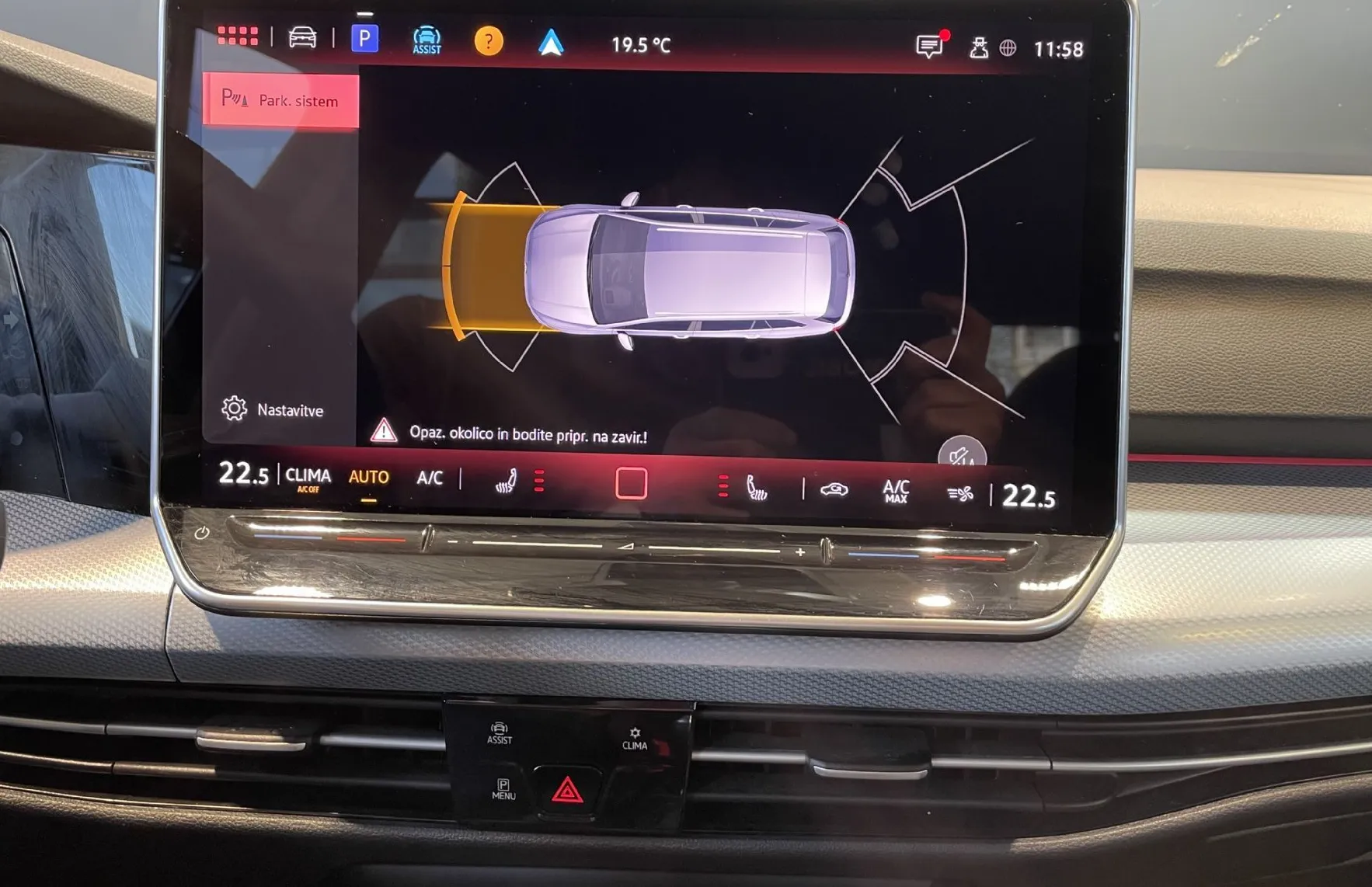Zunanja slika - VW Golf - Variant 1.LASTNIK-VIRTUAL-NAVIGACIJA-RADAR-LED-LANE-ALU - 10