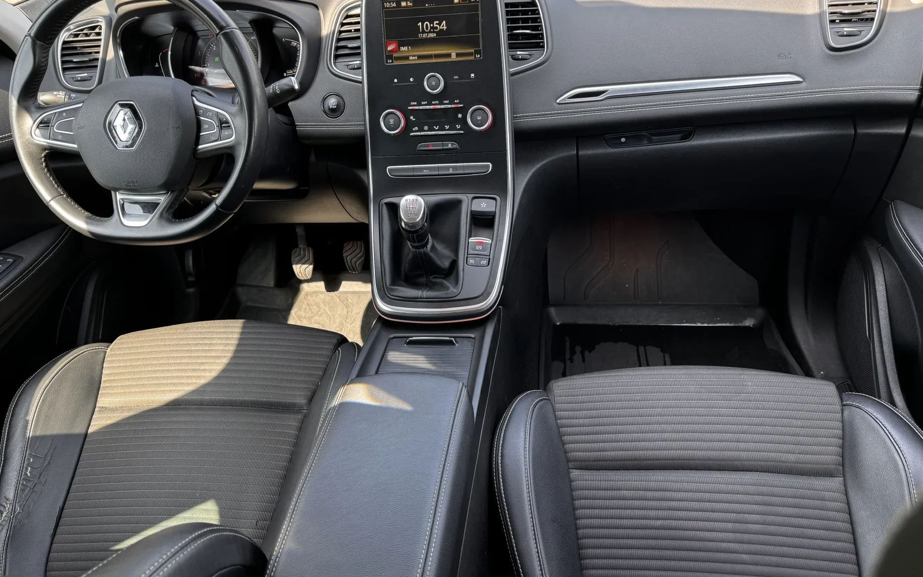 Zunanja slika - Renault Scénic - Grand Scenic INTENS Blue dCi 120 7 SEDEŽEV - 5