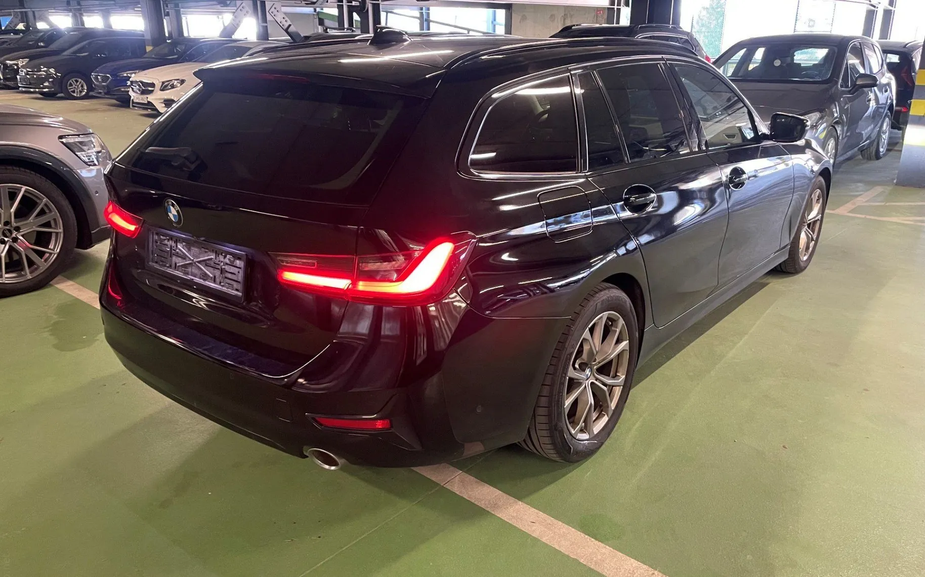 Zunanja slika - BMW Serija 3 - 320d XDrive Sport Line Avt.LED.NAVI.KAMERA.OGR.SE - 8