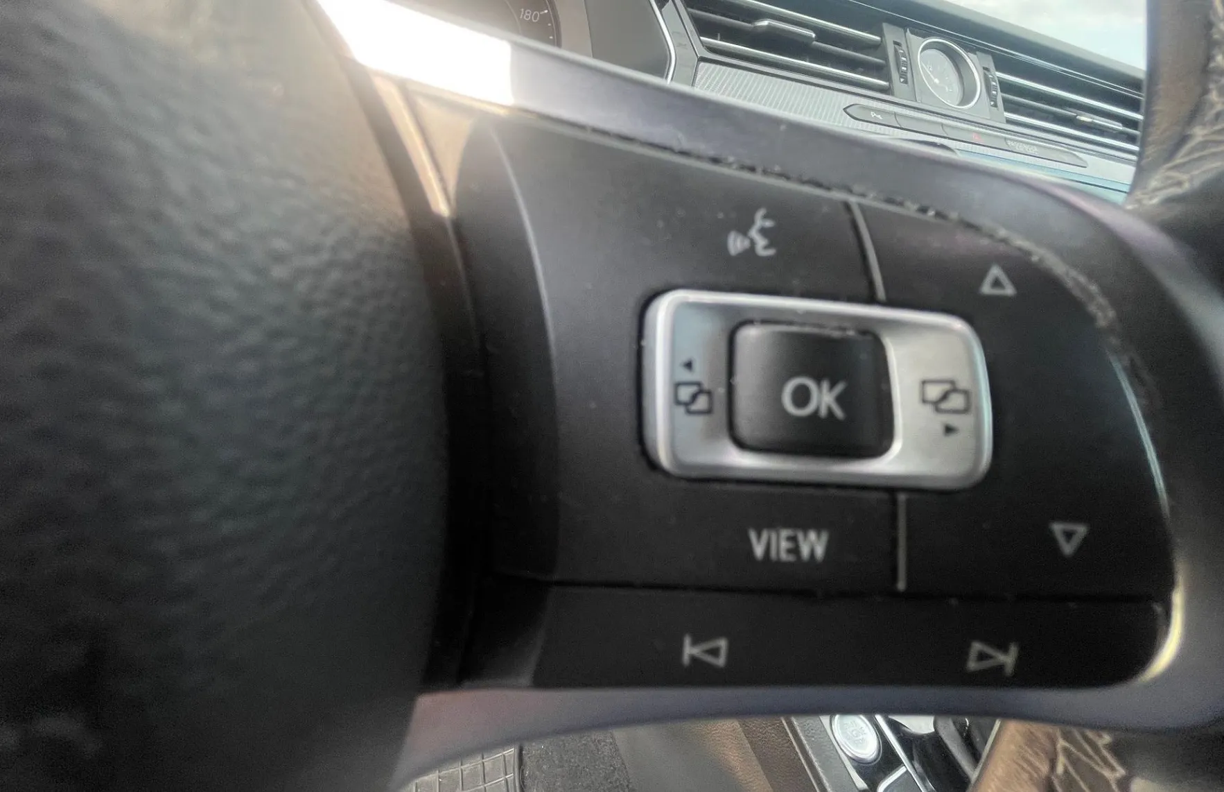 Zunanja slika - VW Arteon - 2.0 TDI R-Line DSG LED. NAVI. ACC. KAMERA. PDC - 14
