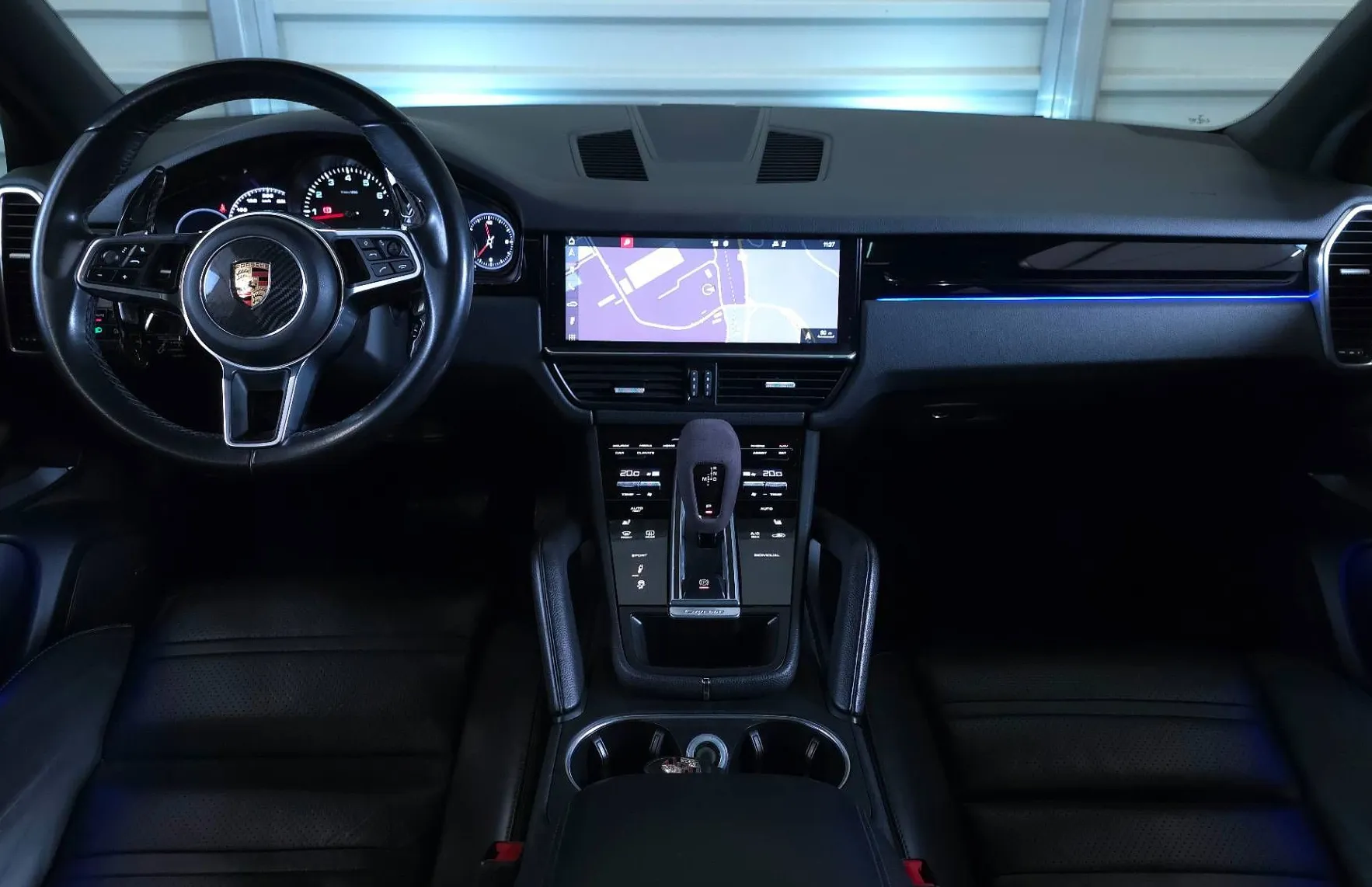 Zunanja slika - Porsche Cayenne - 3.0 - VELIK SERVIS - PANO - KAMERA - BOSE - MEMO - 8