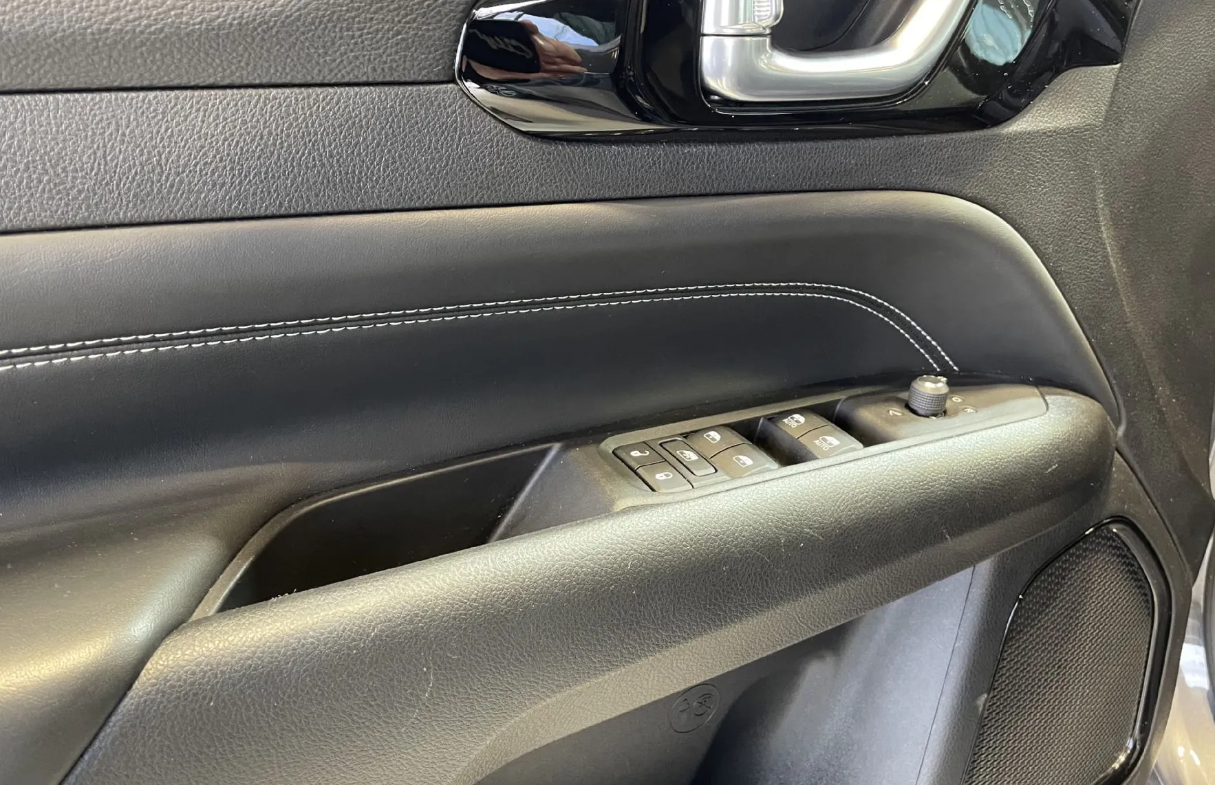 Zunanja slika - Jeep Compass - 1.LASTNIK-SLO-RADAR-KAMERA-LED-GRETJE SEDEŽEV - 13
