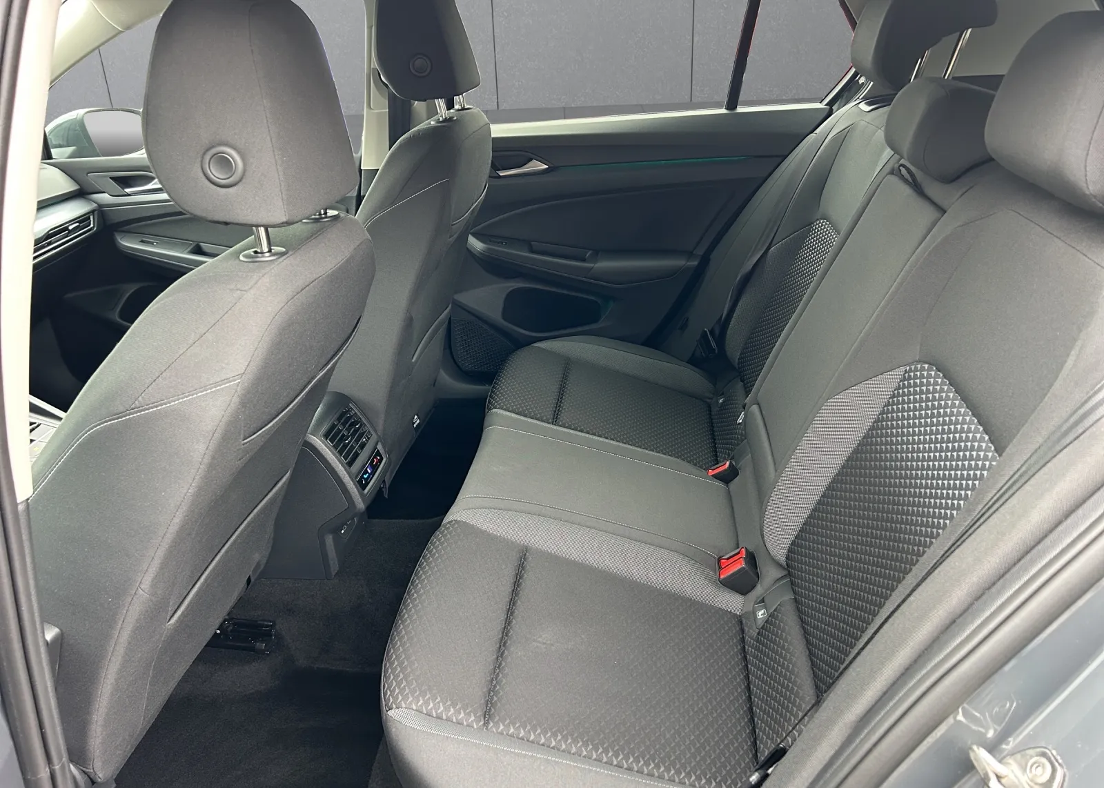 Zunanja slika - Volkswagen Golf - 1,5 TSI ACT BMT Life - 7