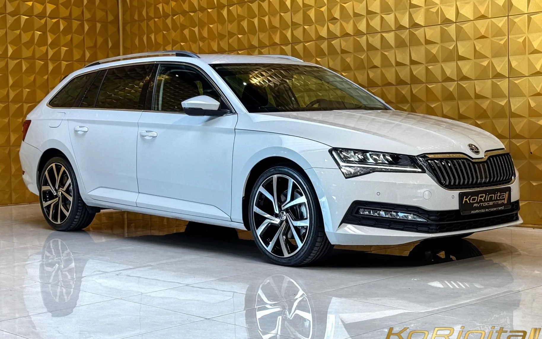 Zunanja slika - Škoda Superb - 2.0 TDI AUT. FACELIFT-KAMERA-NAVI-RADAR TEMP - 1