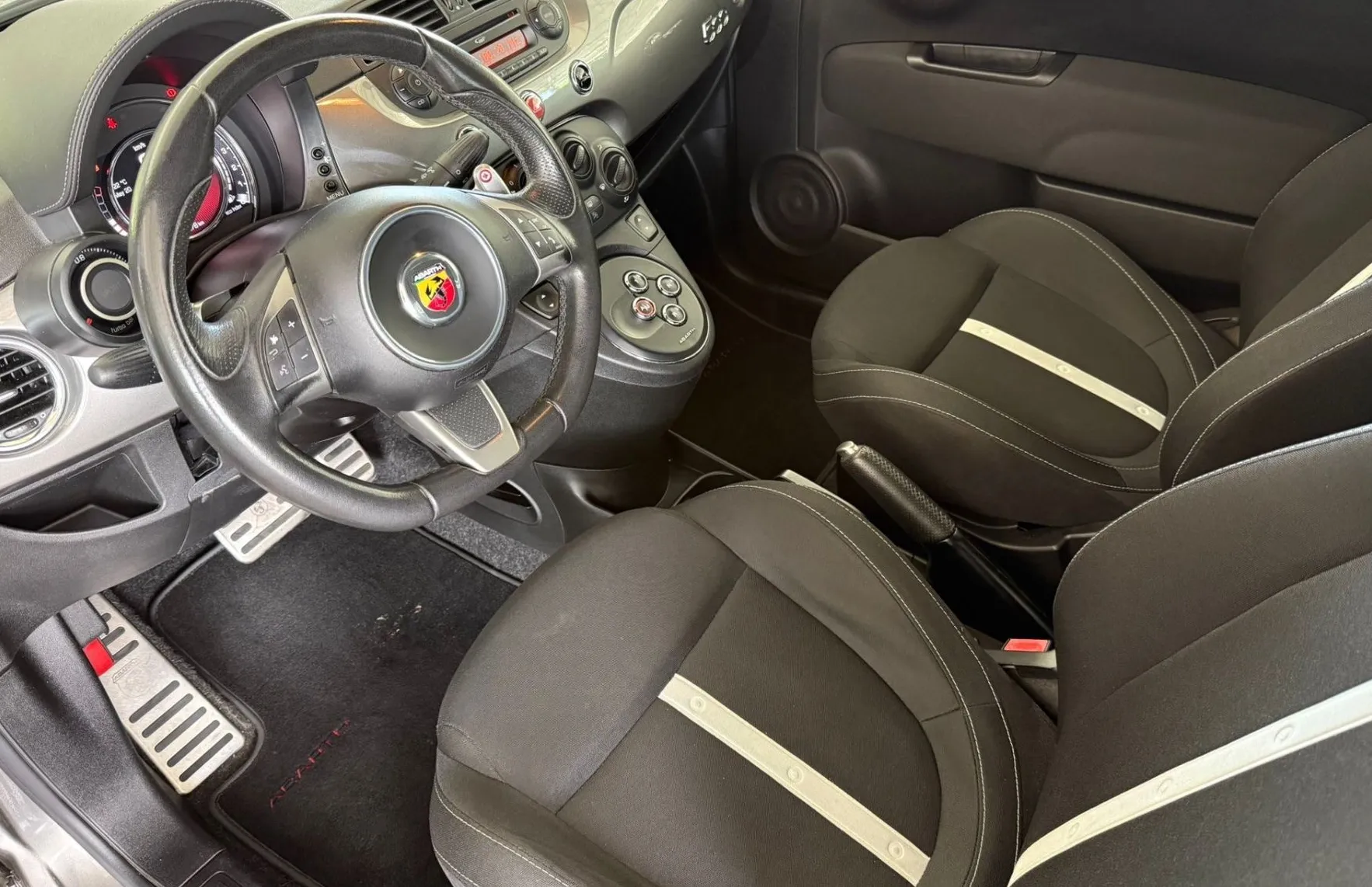 Zunanja slika - Abarth 595 - 1.4 16v turbo 140ks  AVT.-ATRAKTIVEN-PANORAMA... - 7