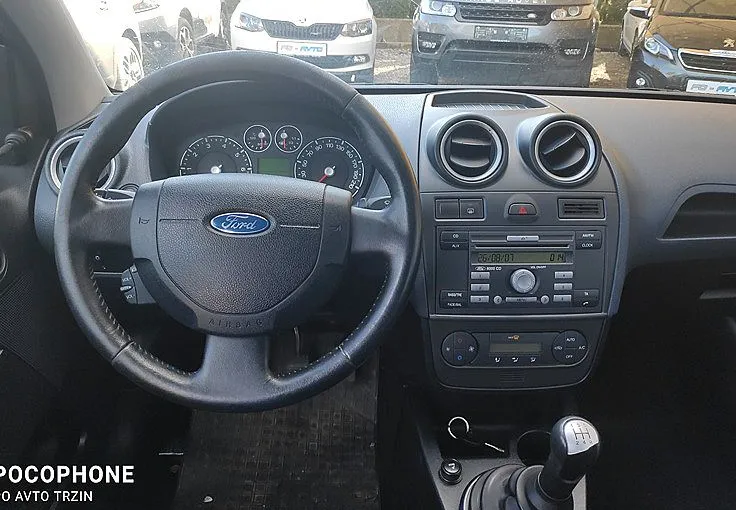 Zunanja slika - Ford Fiesta - Comfort 5 vrat 1.3 70 KM-AVTO.KLIMA-SERVO - 7