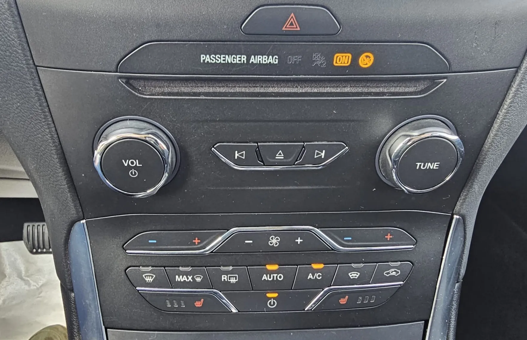 Zunanja slika - Ford S-MAX - 2.0 EcoBlue Titanium Auto|LED|ACC|kamera|NAVI|7sed - 14