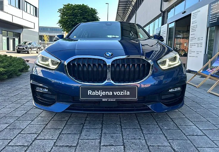 Zunanja slika - BMW Serija 1 - : 118i Sport Line  AUT -   REZERVIRAN - 6