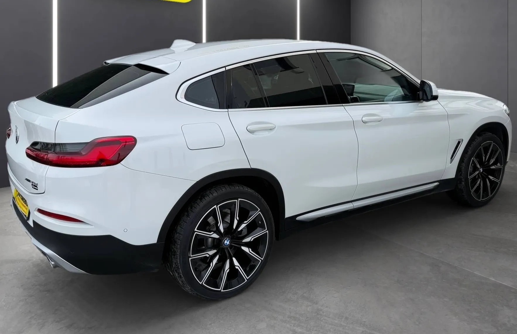 Zunanja slika - BMW X4 - serija : xDrive30d X LINE ADAPTIVE LED KAMERA NAVI PDC ... - 7