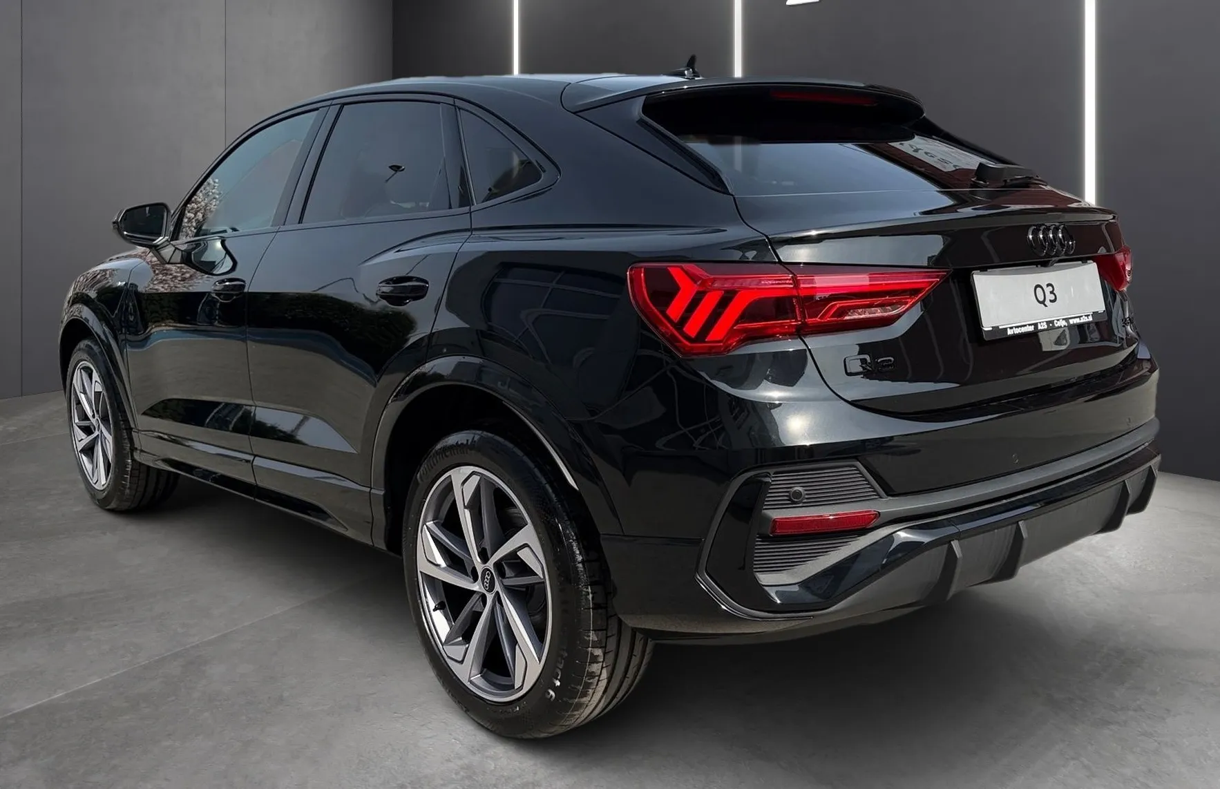 Zunanja slika - Audi Q3 - Sportback 35 TFSI S line 110kW - 4