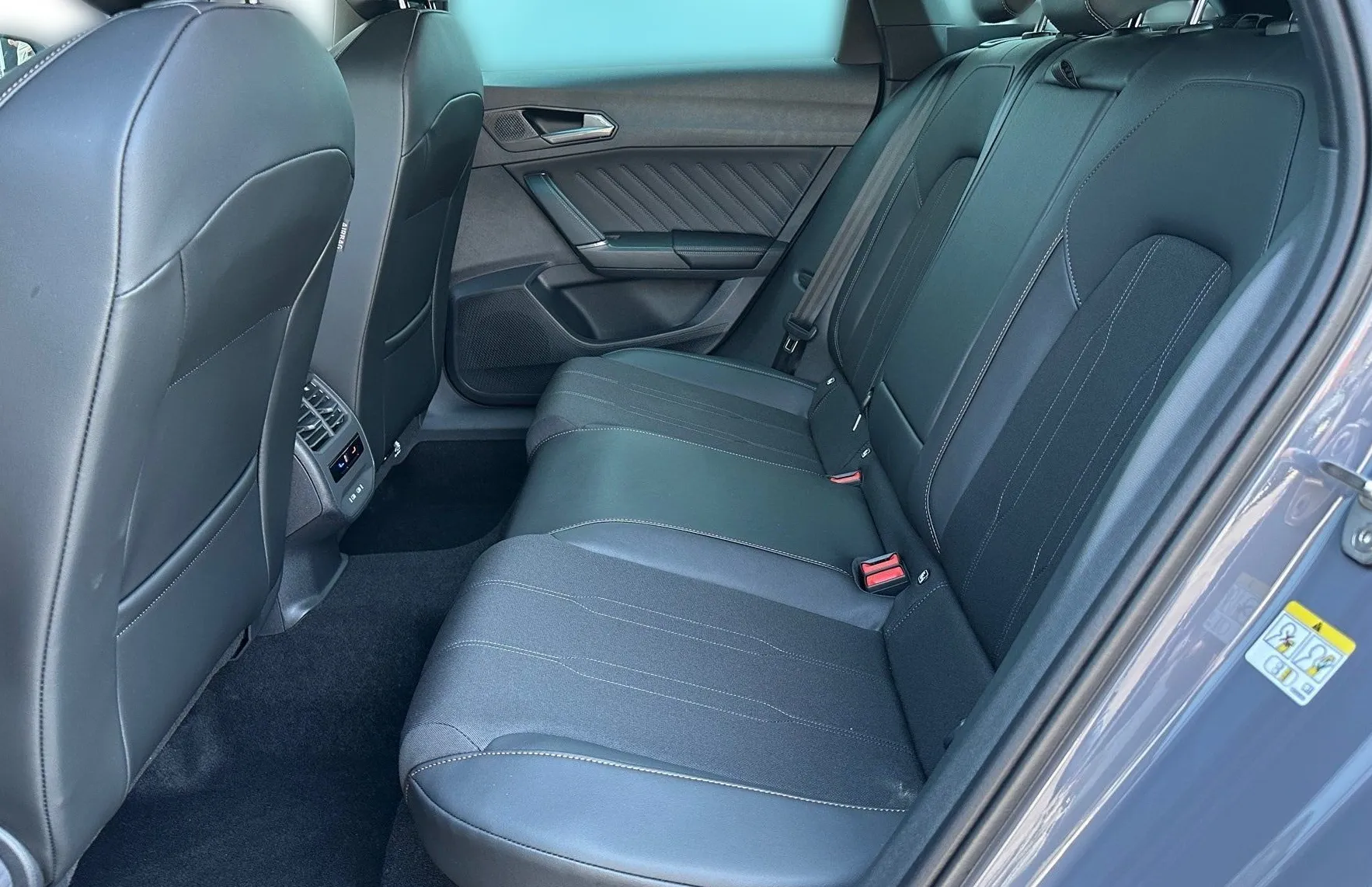 Zunanja slika - Cupra Leon - ST 1.5 eTSI DSG - 11