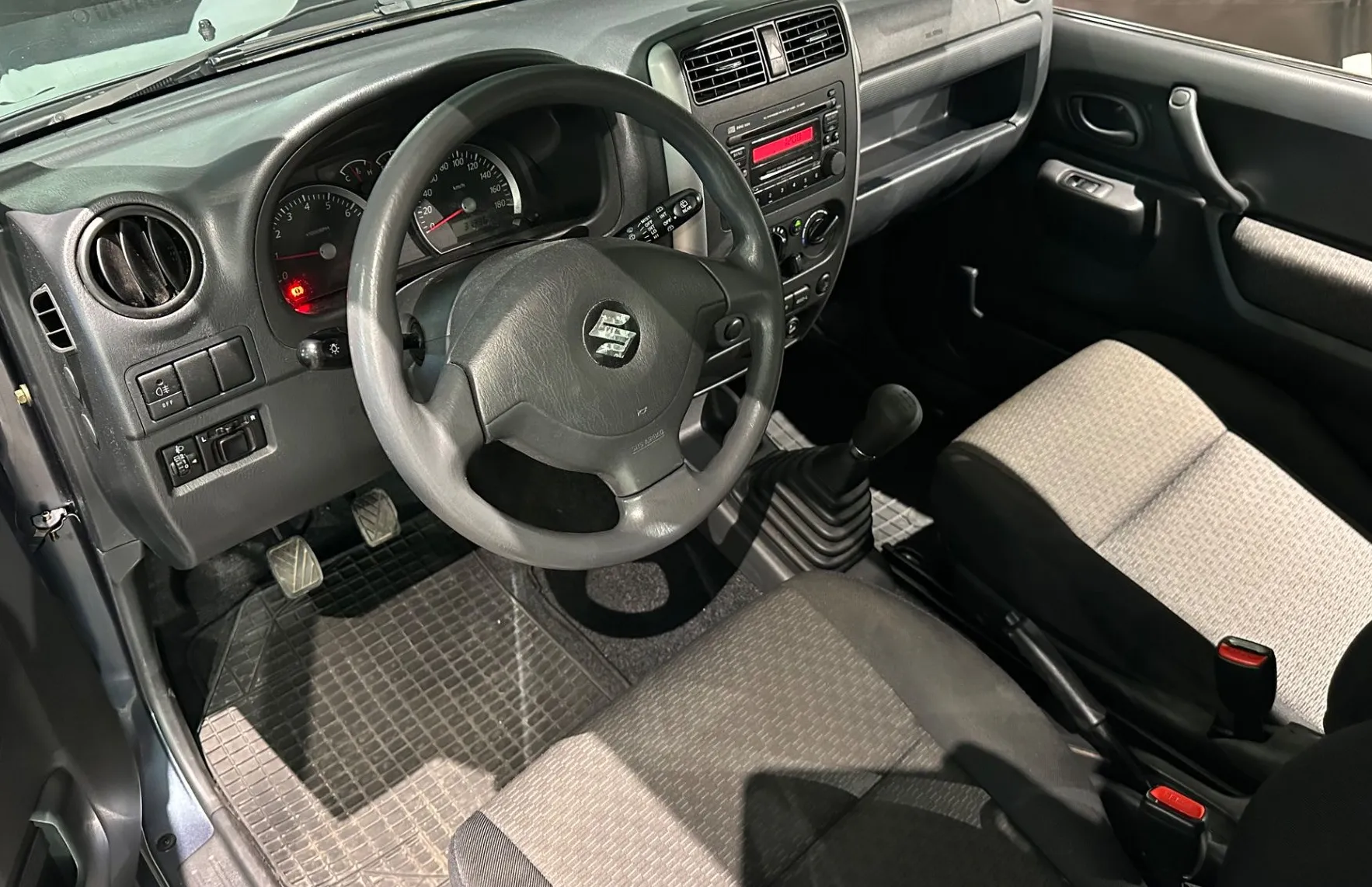 Zunanja slika - Suzuki Jimny - 1.3 VX 4x4 samo 31.386KM - 7
