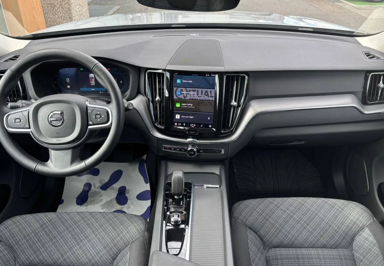 Zunanja slika - Volvo XC60 - VOLVO  B5P AWD Core KAMERA-ACC-KEYLESS - 10