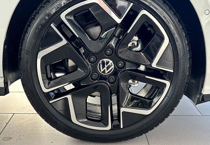 Zunanja slika - Volkswagen Golf - 4JOY 1.5 eTSI DSG - 12