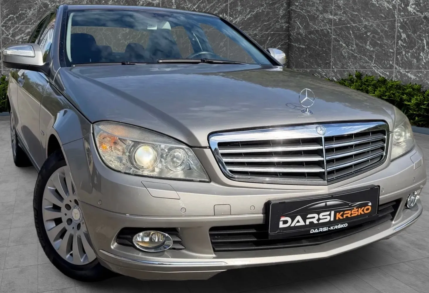Zunanja slika - Mercedes-Benz C-Razred - 220CDI Elegance AVT. SLO 1.LASTNIK XENON PDC ALU - 8