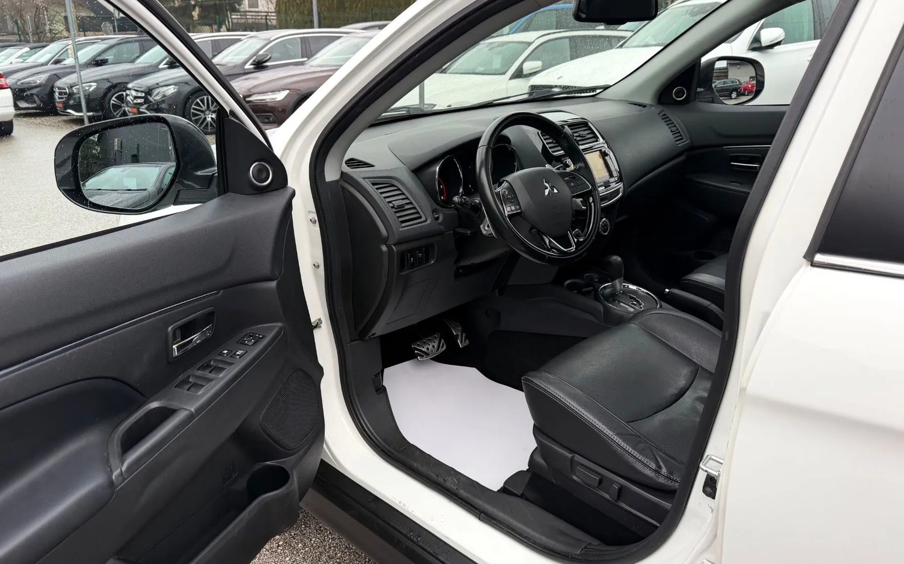 Zunanja slika - Mitsubishi ASX - 2.2 DI-D 4WD AUT. Intense+ XENON NAVI PANO KAMERA - 13