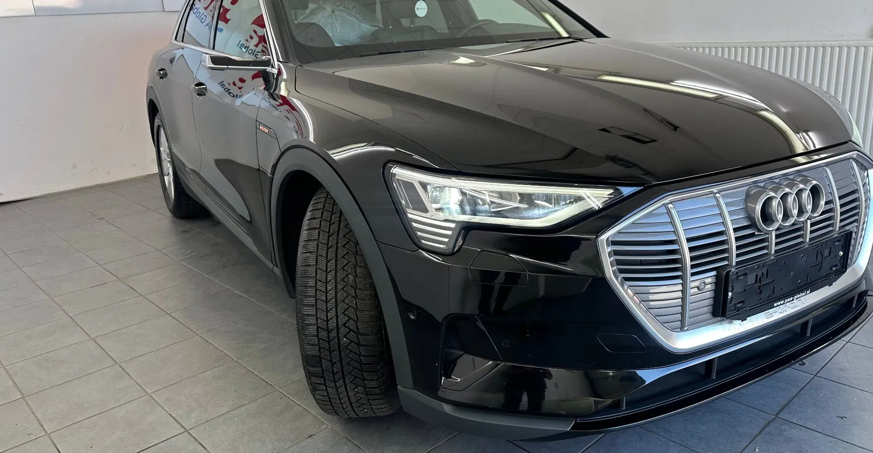 Zunanja slika - Audi e-tron - Audi  S line quattro 55.NEMŠKI+4ALU.KAMERA.K - 15