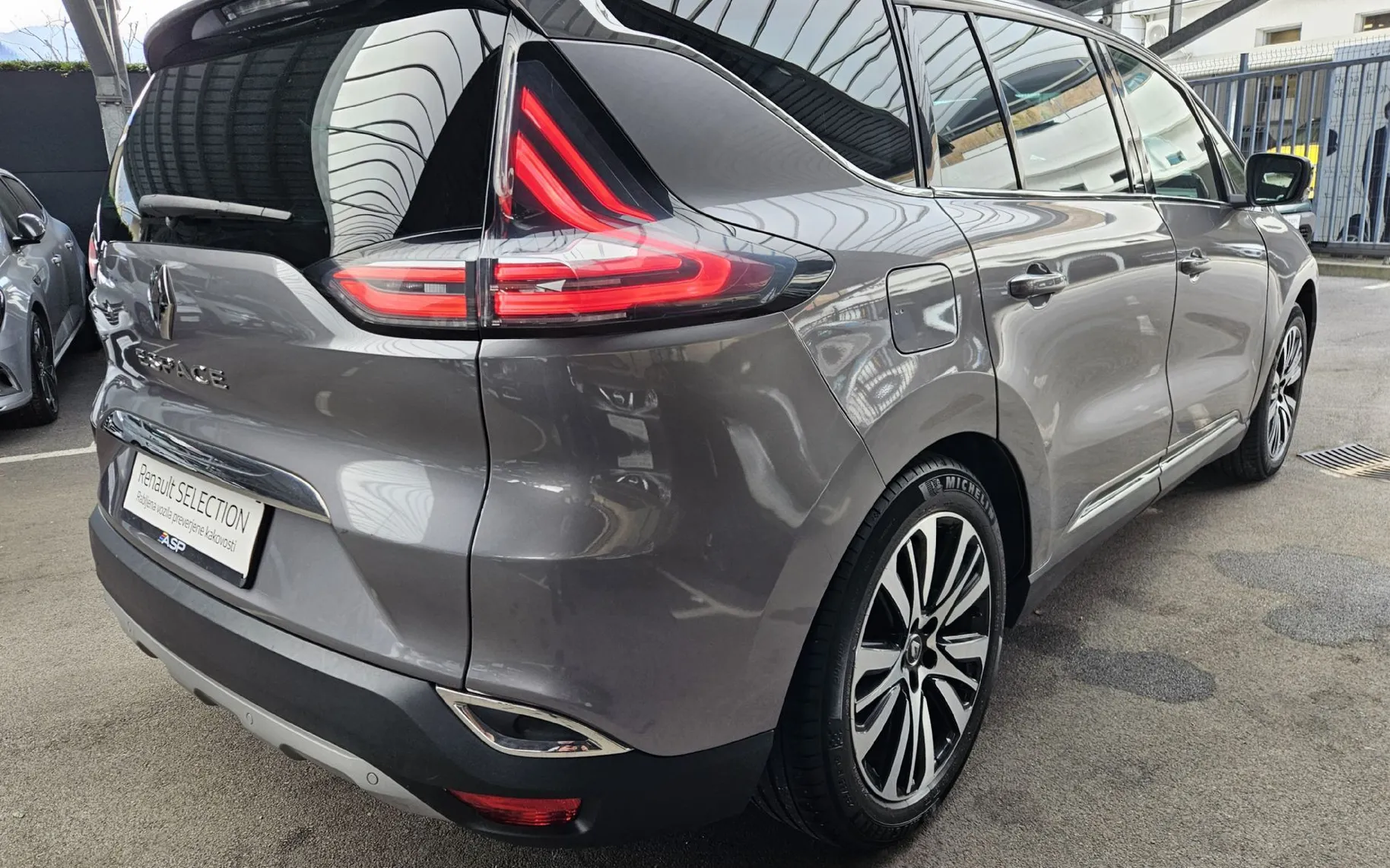 Zunanja slika - Renault Espace - Initiale Paris Energy dCi 160 EDC S S - 3
