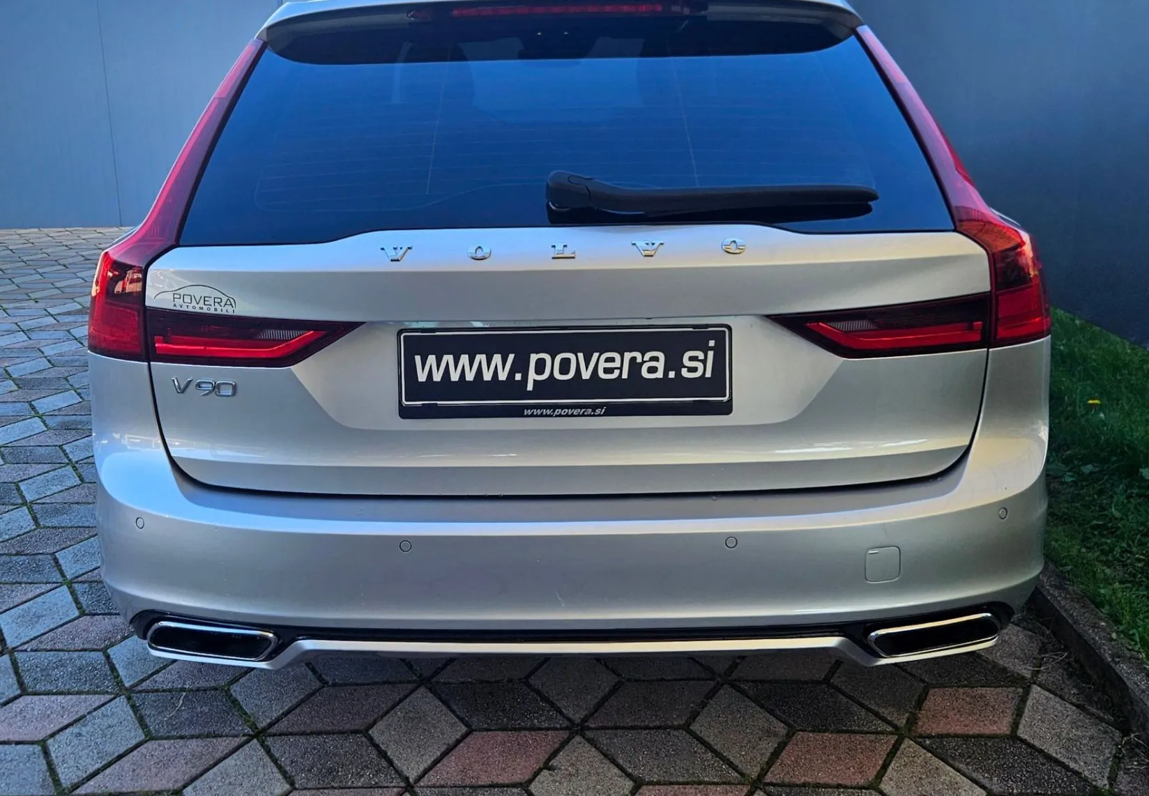 Zunanja slika - Volvo V90 - D4 AWD R-Design Avt.+18 Col +Kamera+Priklop - 7