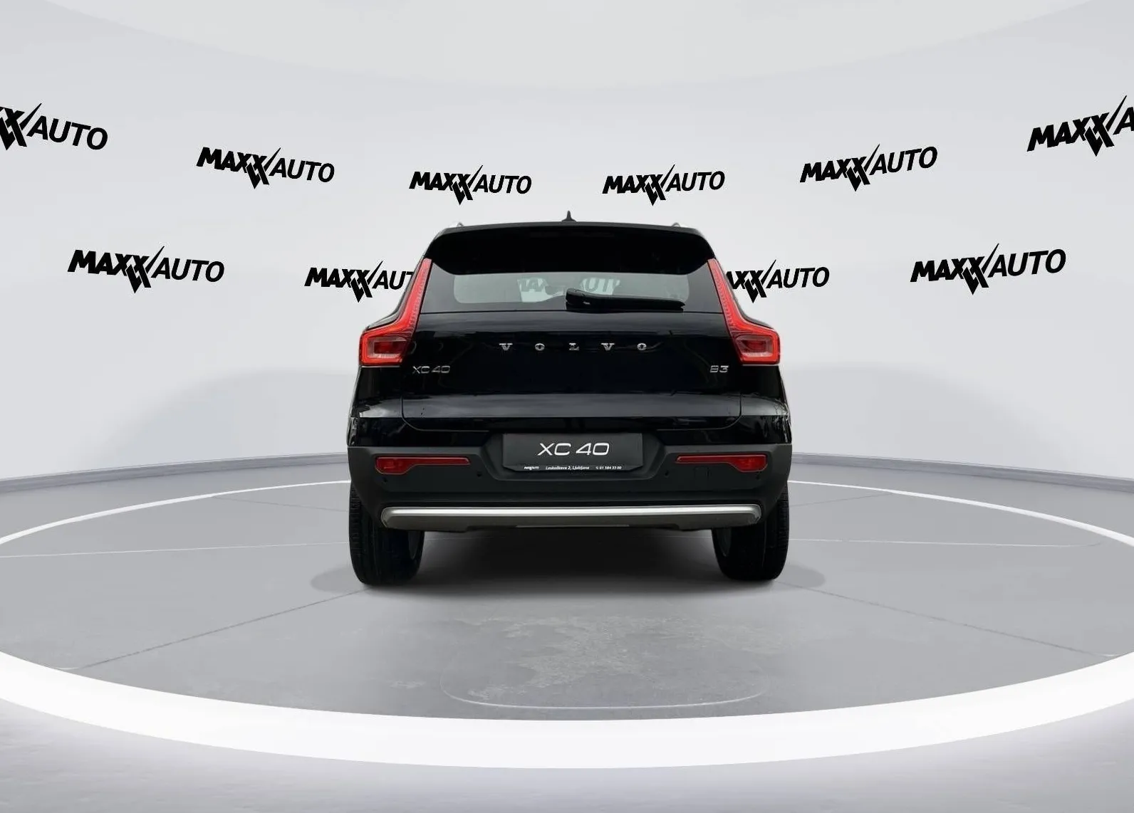Zunanja slika - Volvo XC40 - B3P Core Avt. - 6
