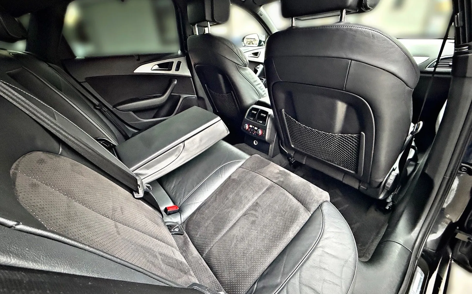 Notranja slika - Audi A6 - 2.0 TDI S TRONIC•LIMO•S LINE•MATRIX•ACC•NAVI - 11