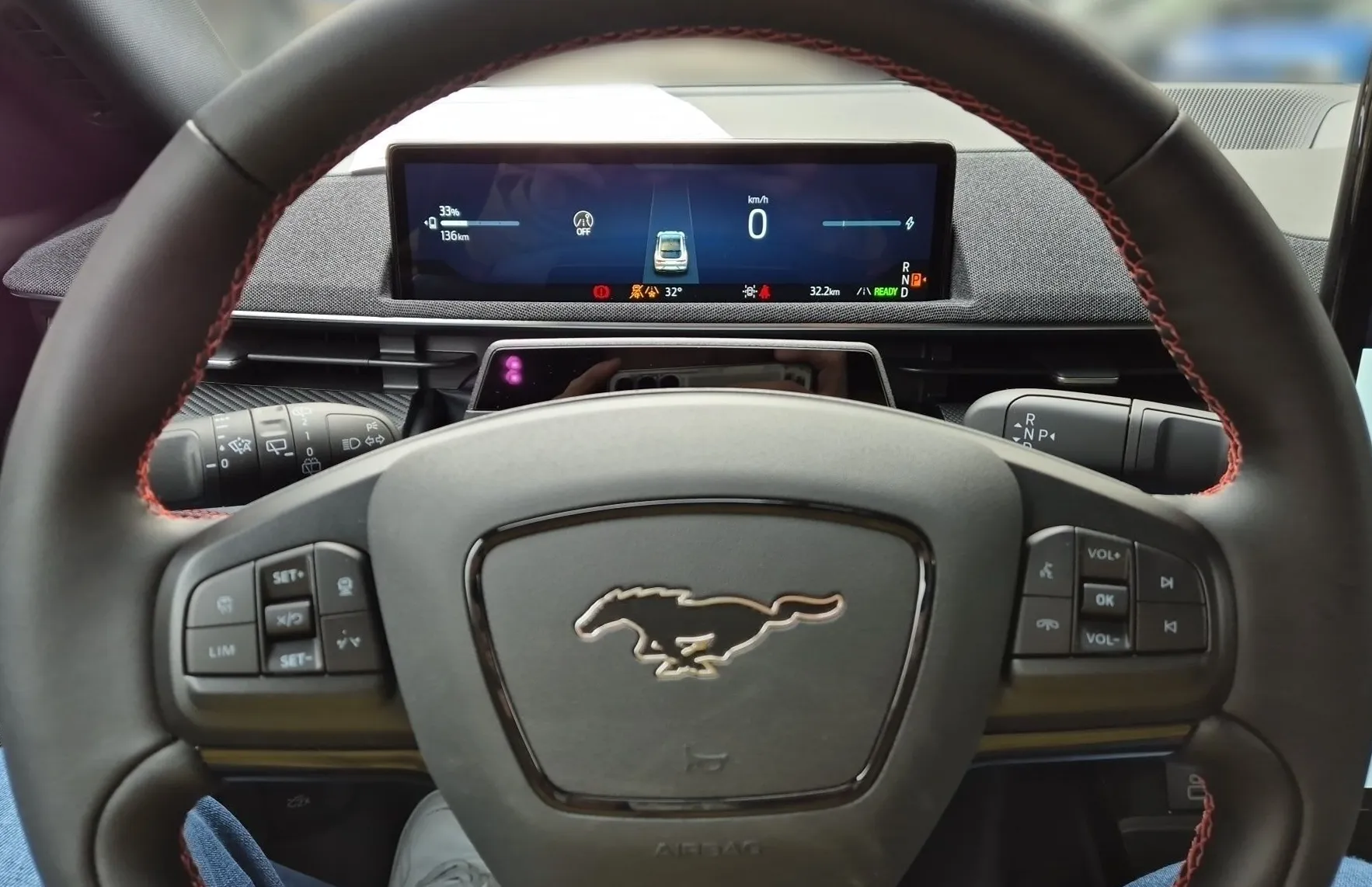 Zunanja slika - Ford Mustang Mach-e - PREMIUM 88kWh 276PS RWD-NA ZALOGI - 11
