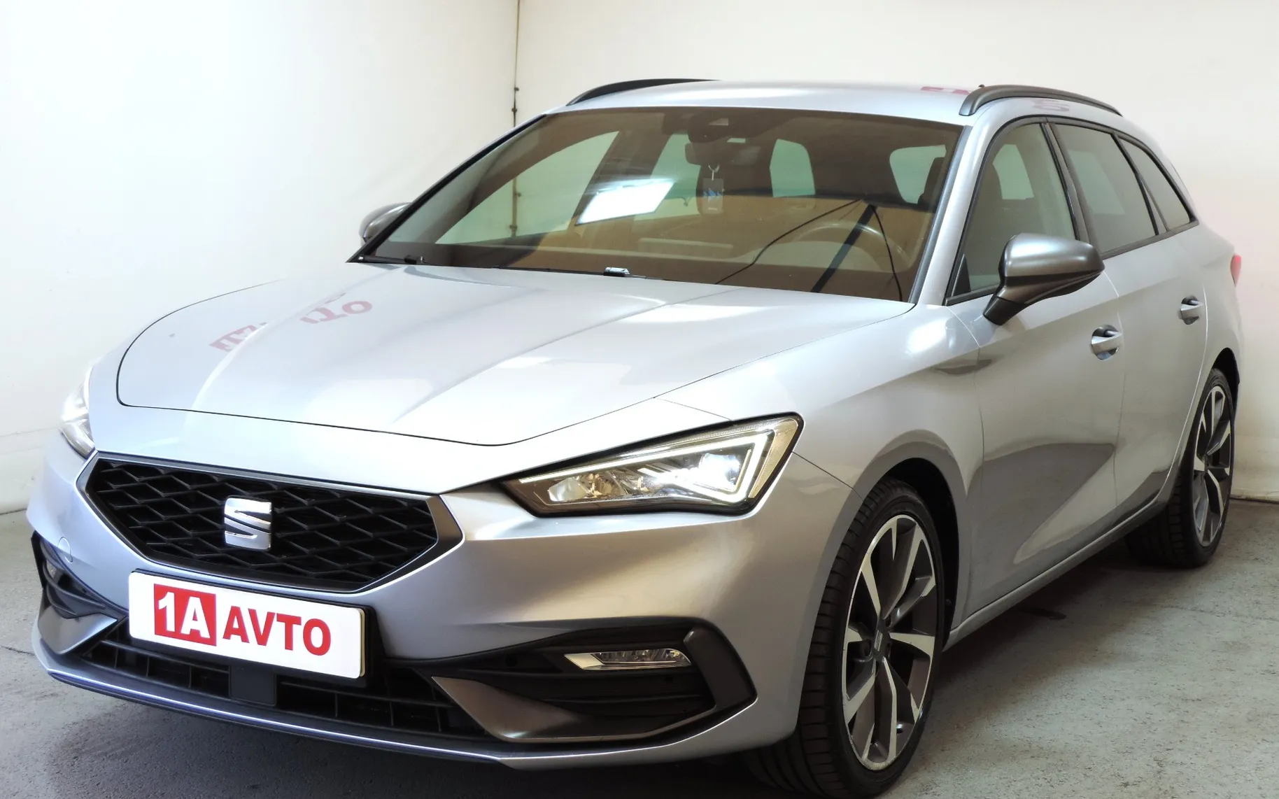 Zunanja slika - Seat Leon - ST 2.0 TDI FR DSG ACC-LED-MRTVI KOTI-MEMORY - 1