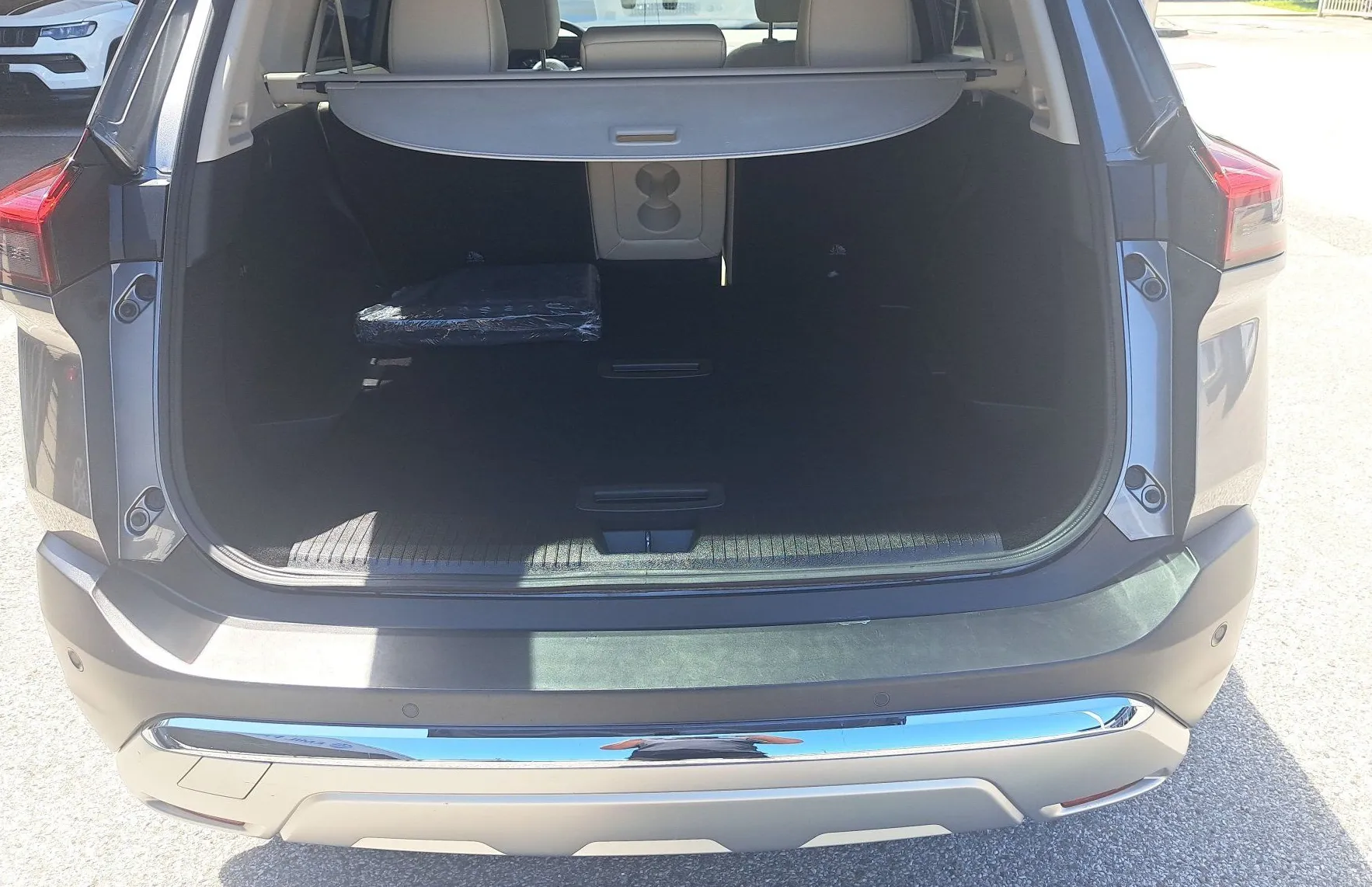 Zunanja slika - Nissan X-Trail - ePOW 4WD TEKNA - 12